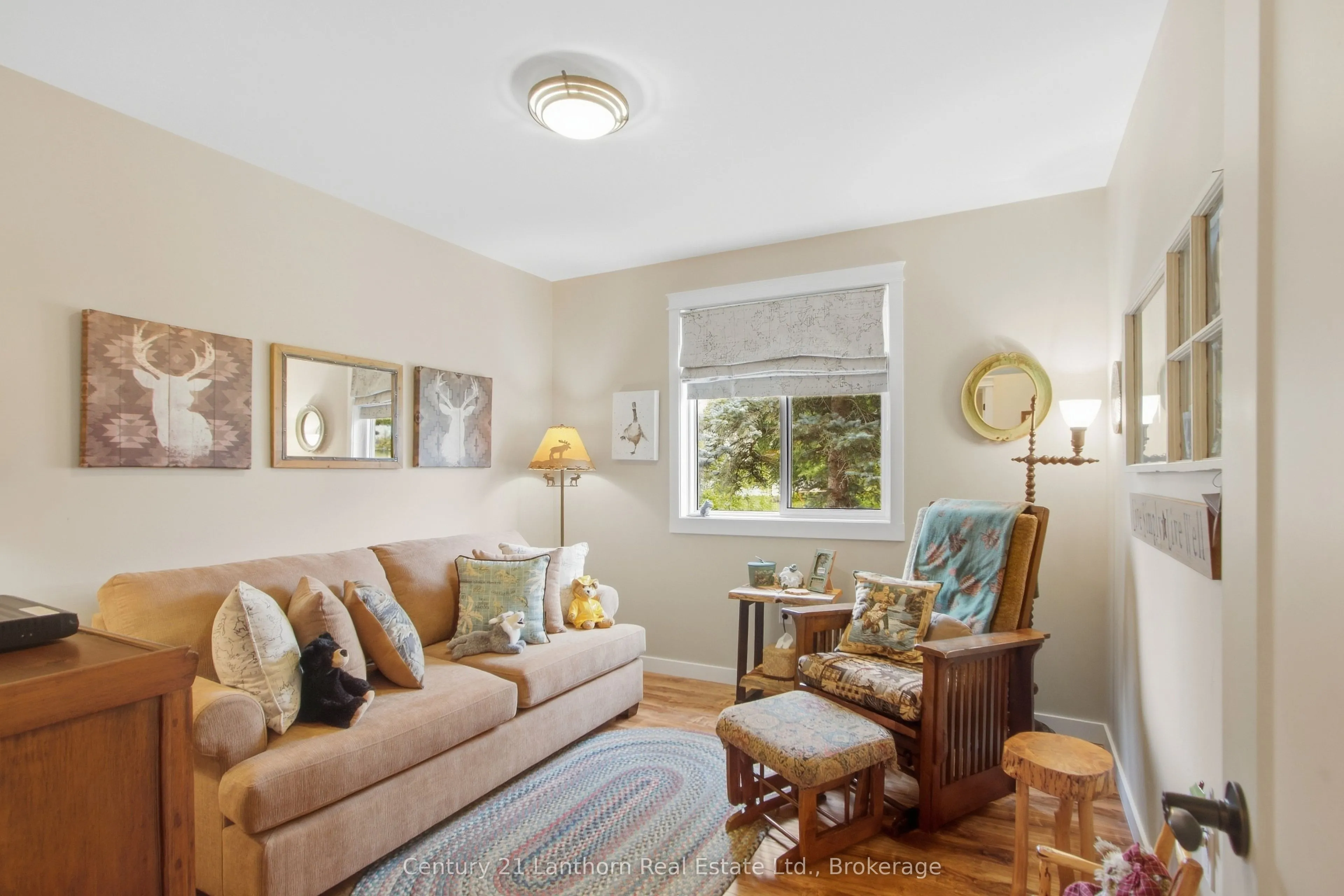 537 Catchmore Road