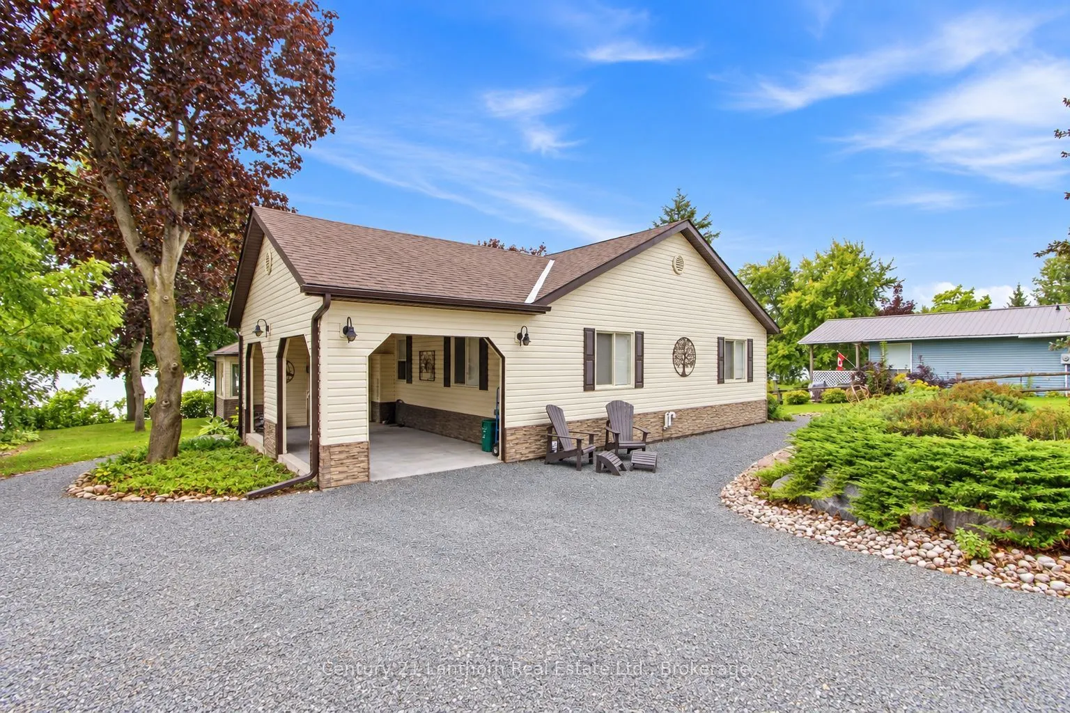 537 Catchmore Road
