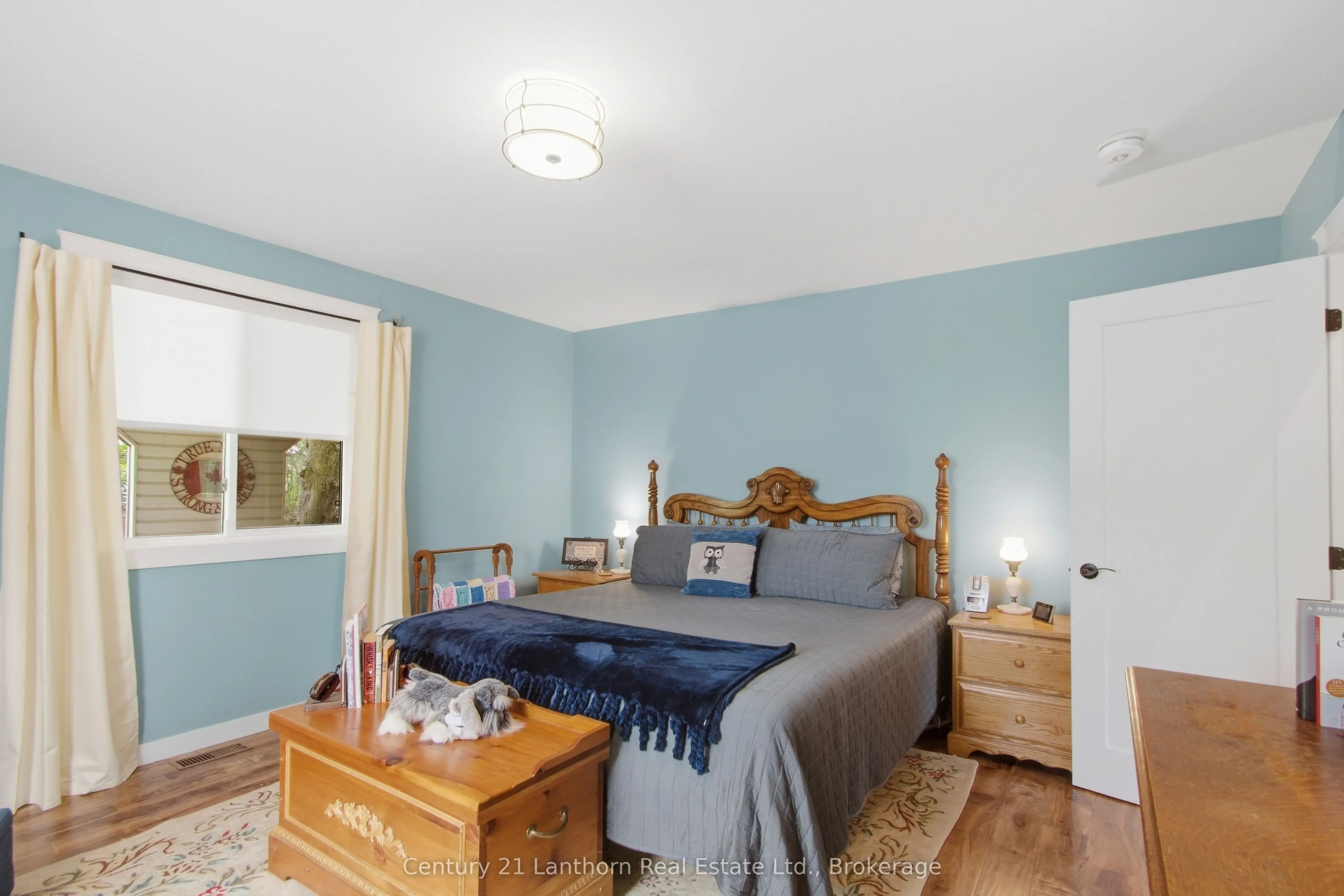 537 Catchmore Road