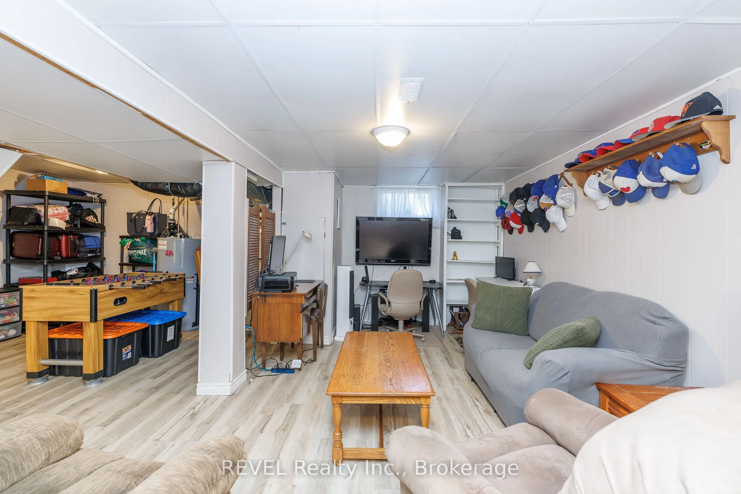 5608 Glamis Crescent