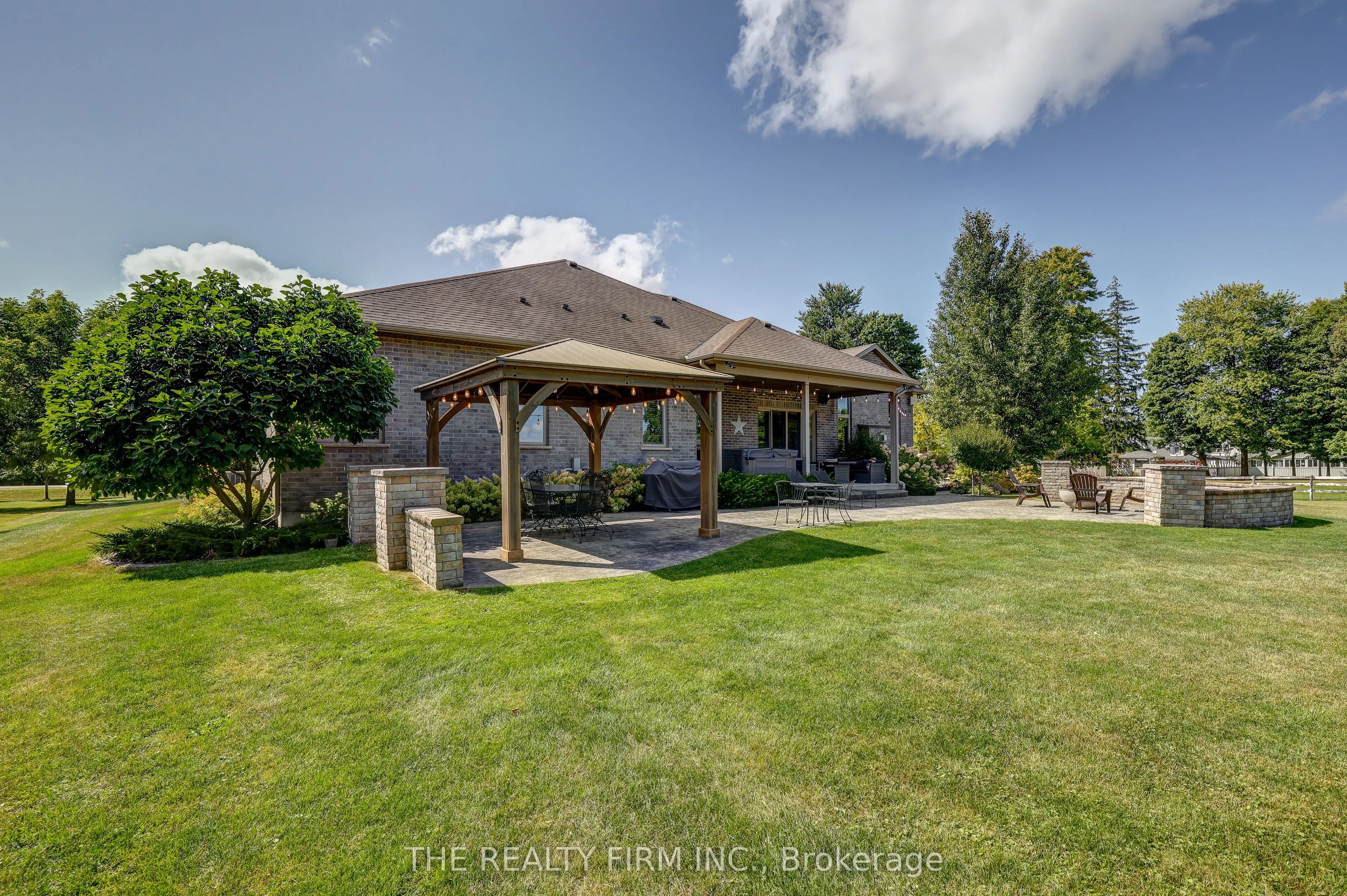 22060 Nissouri Road