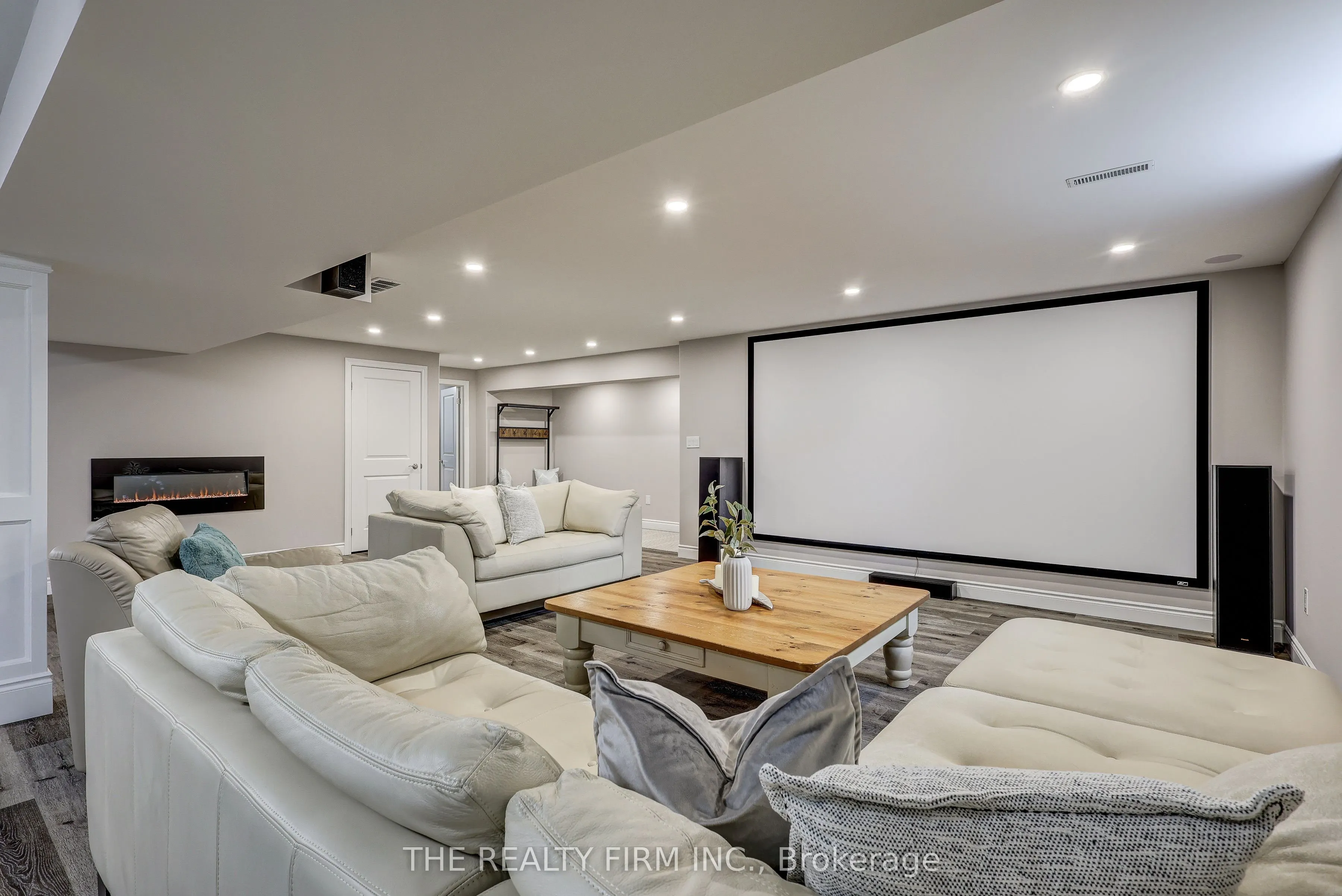 22060 Nissouri Road