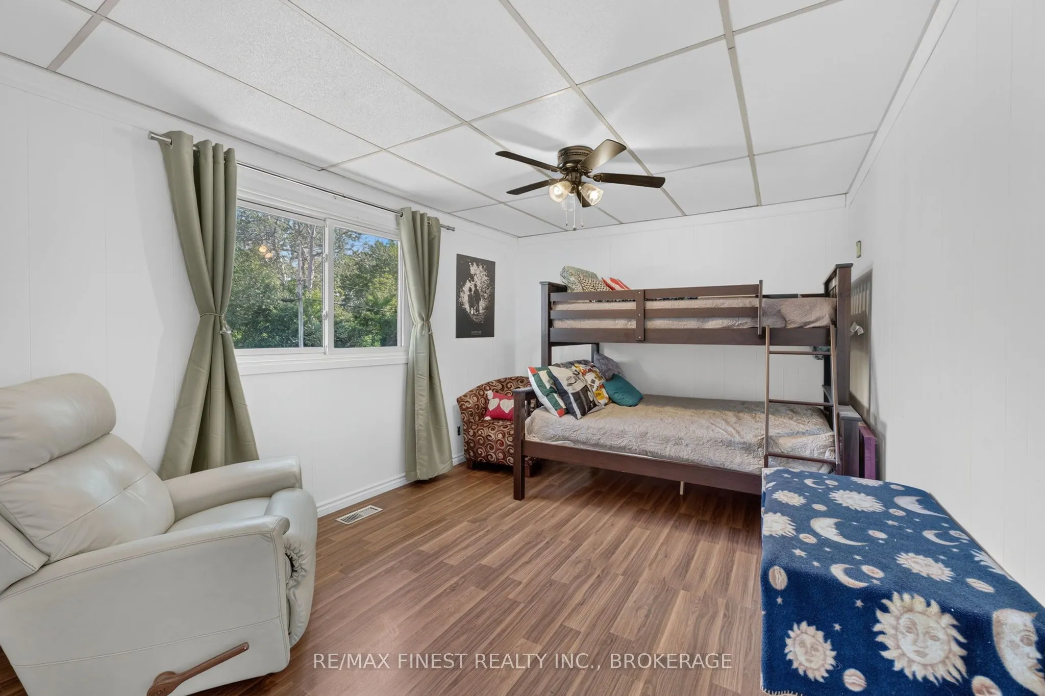 54 Bayview Drive