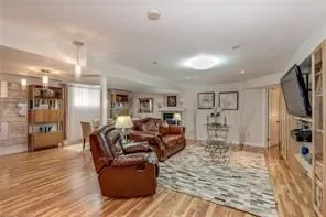 480 HAMILTON Drive