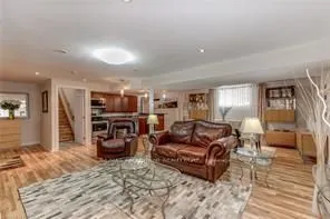 480 HAMILTON Drive