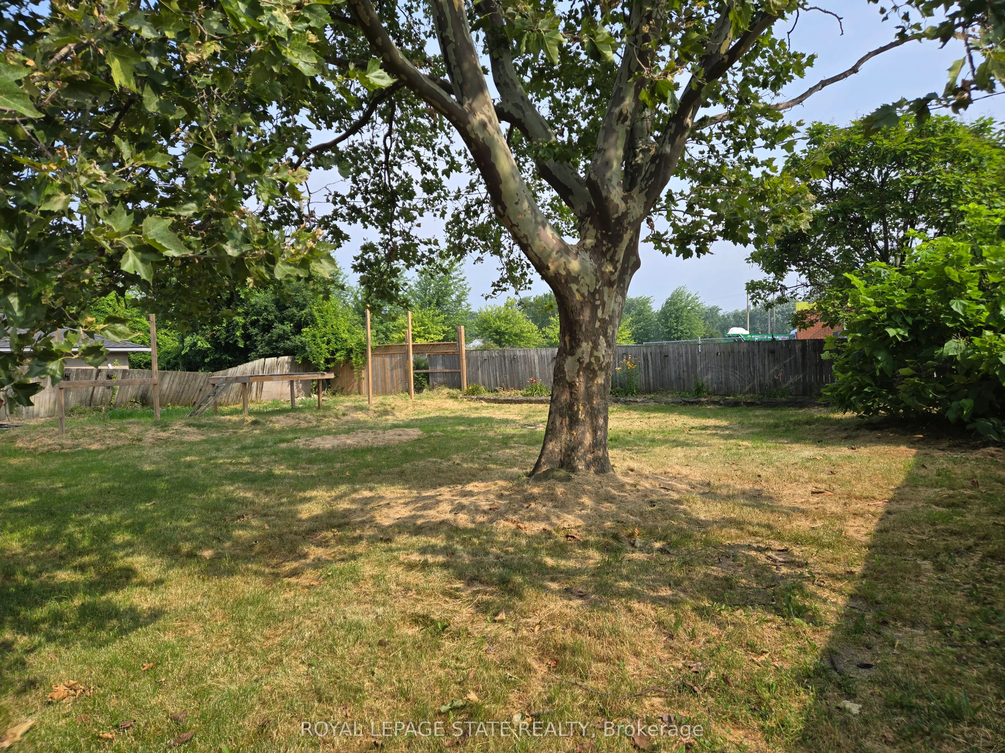 16 Broderick Avenue