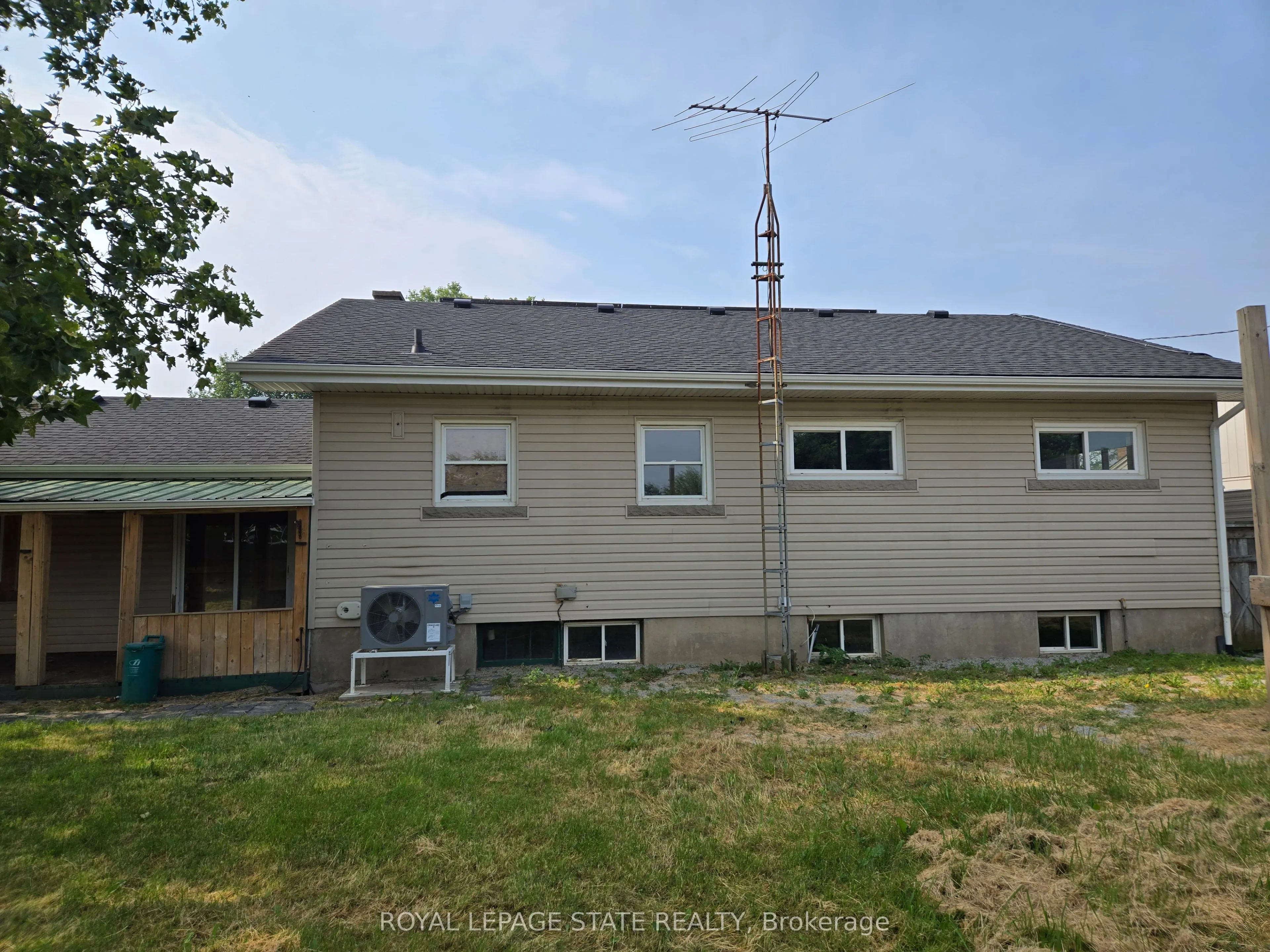 16 Broderick Avenue