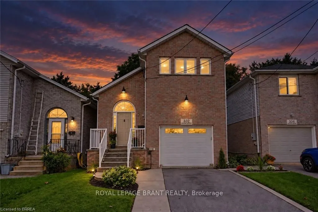 332 Grand River Avenue