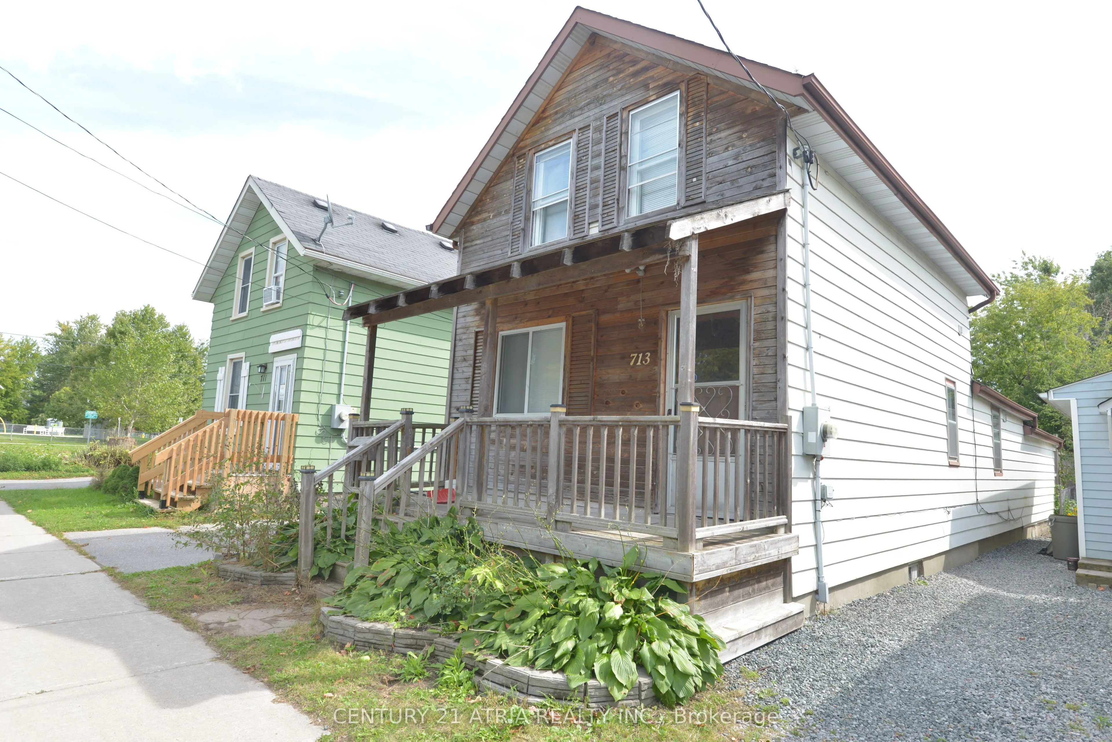 713 Chamberlain Street