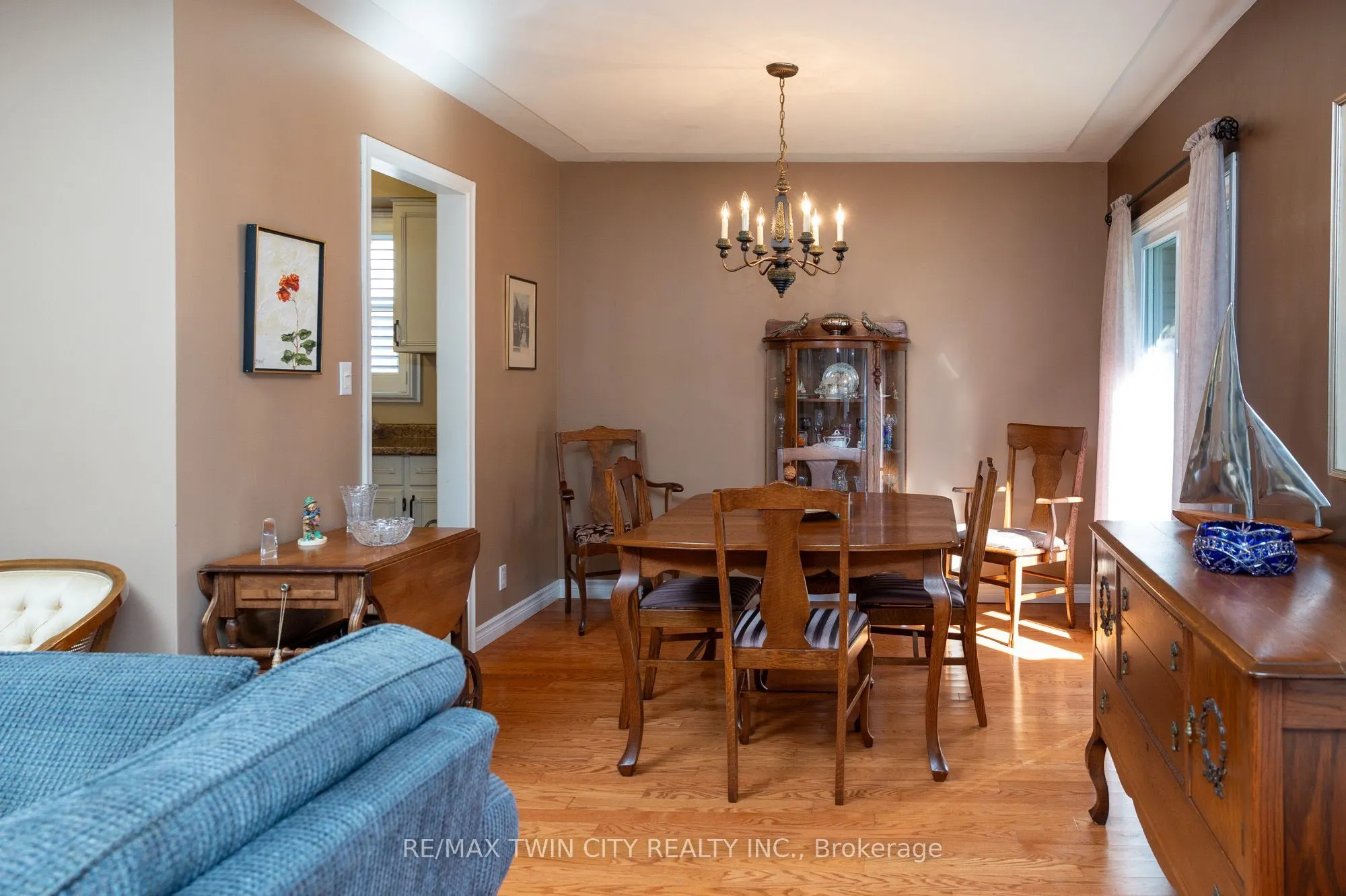 78 BERKLEY Crescent