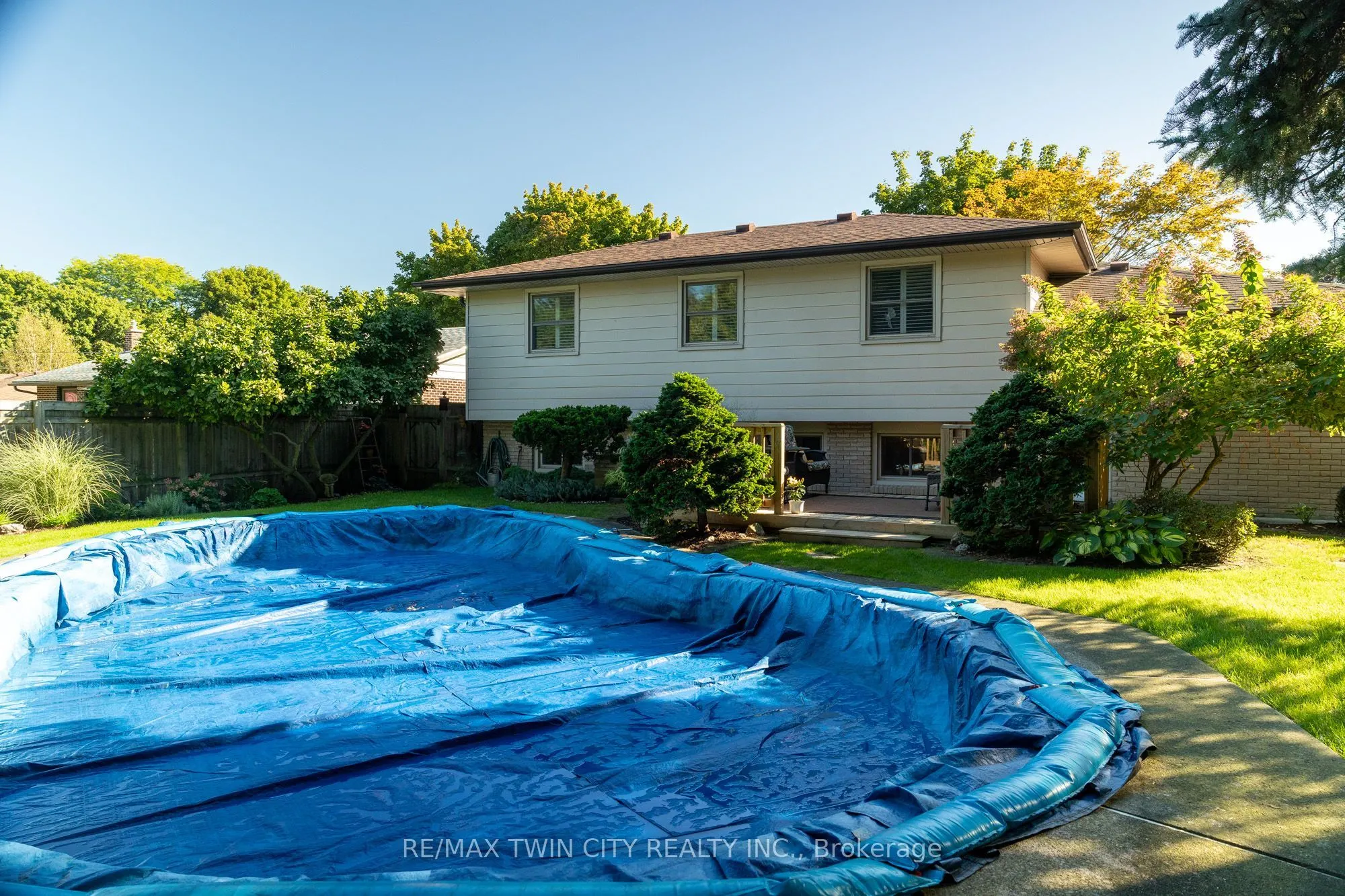 78 BERKLEY Crescent