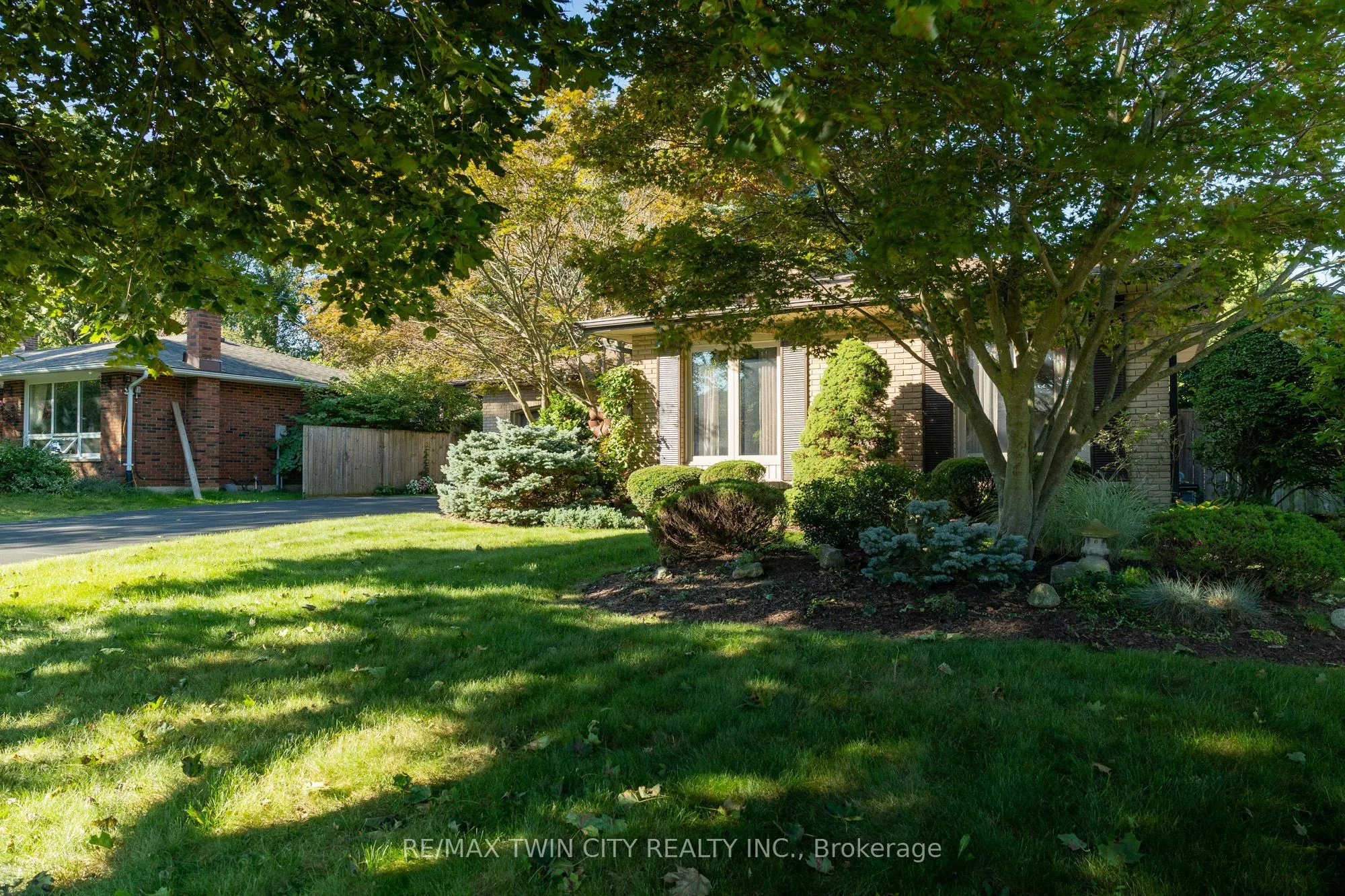 78 BERKLEY Crescent