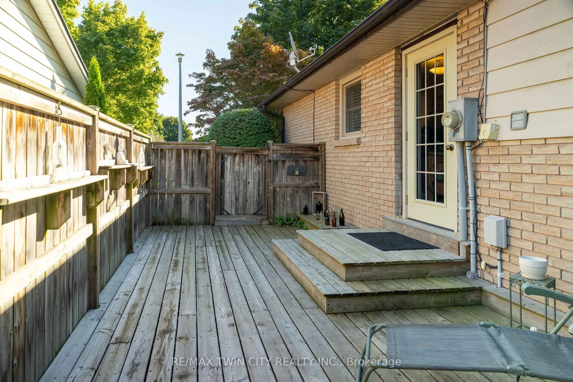 78 BERKLEY Crescent