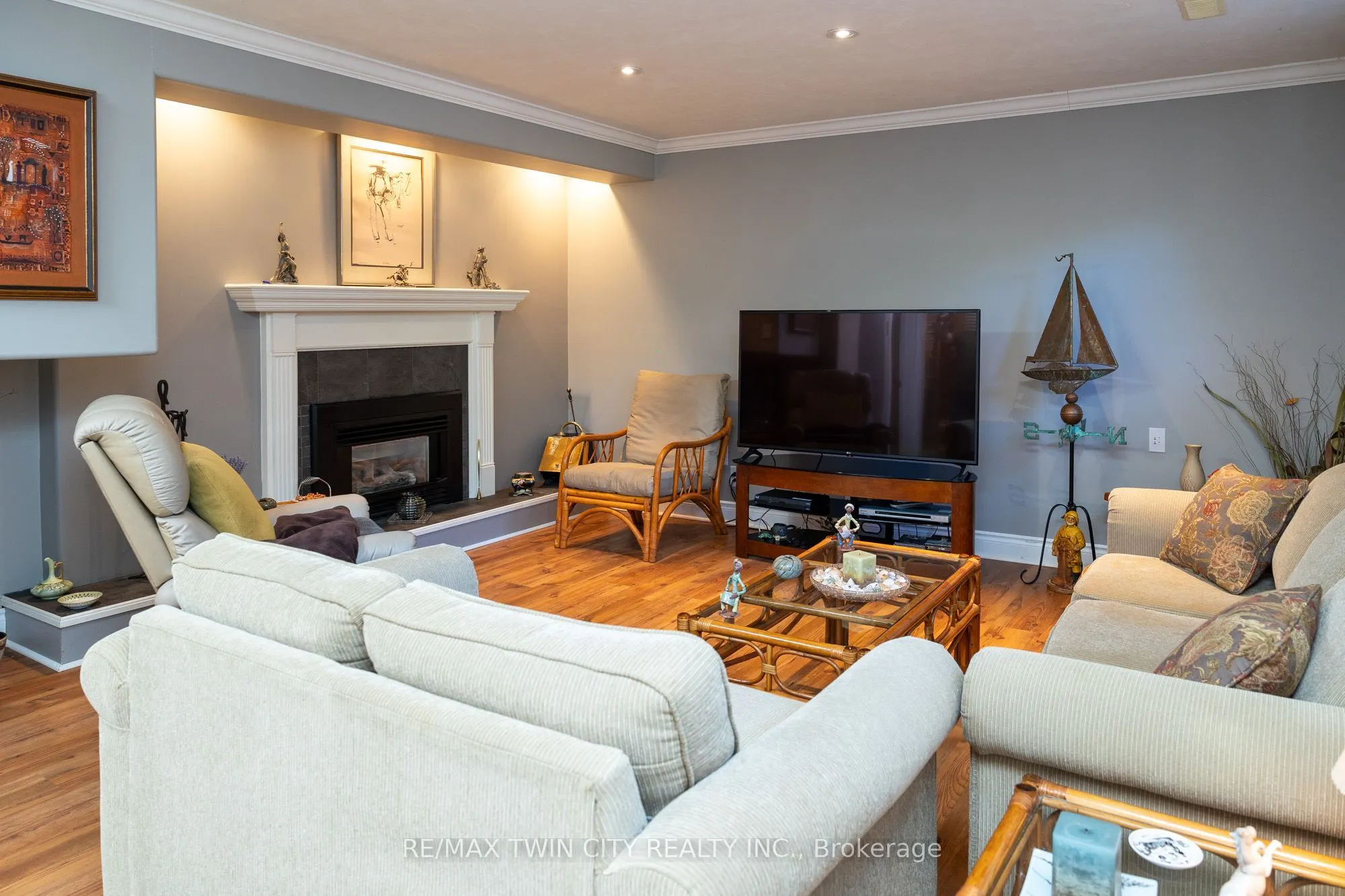 78 BERKLEY Crescent