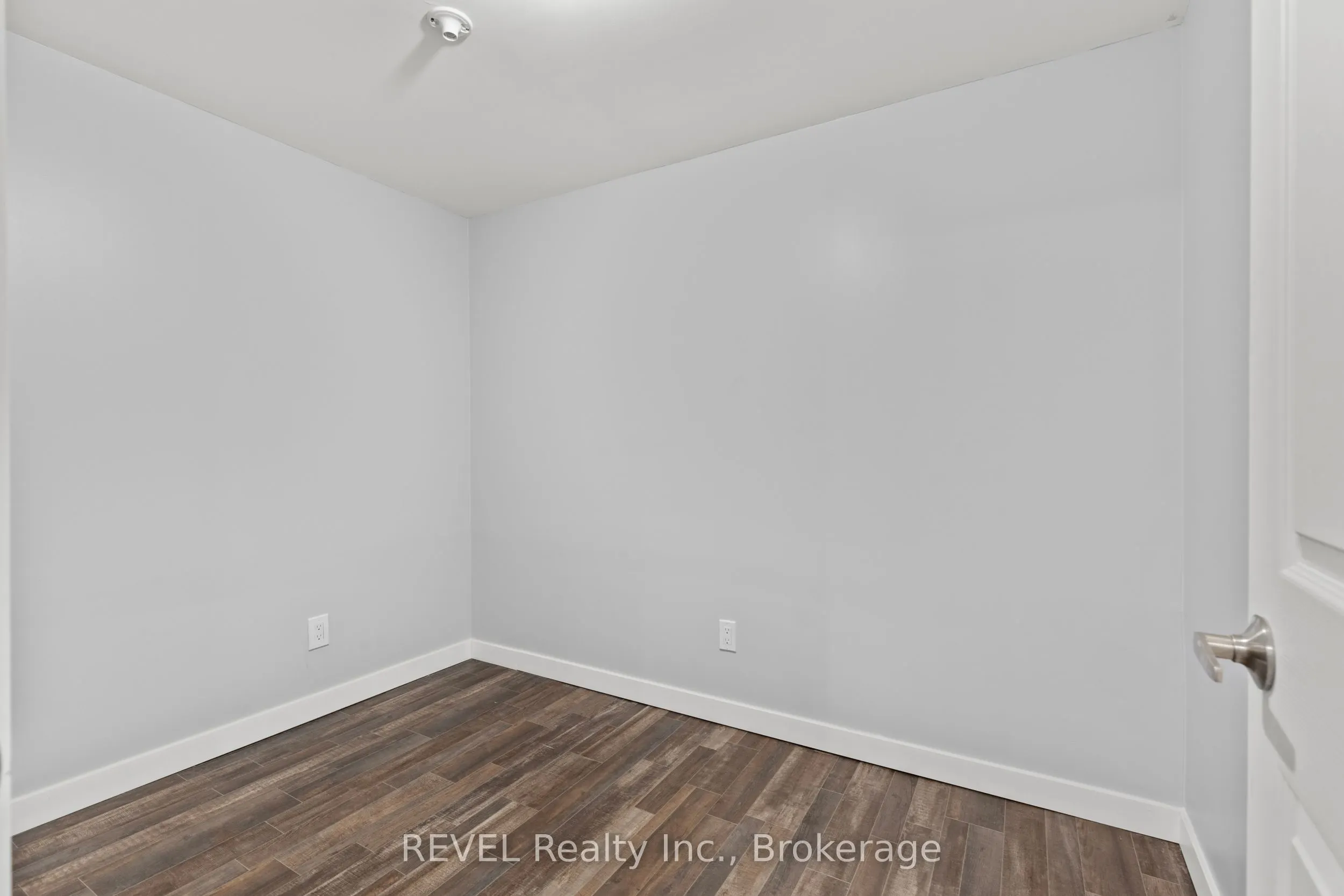 3290 SWITCH Road