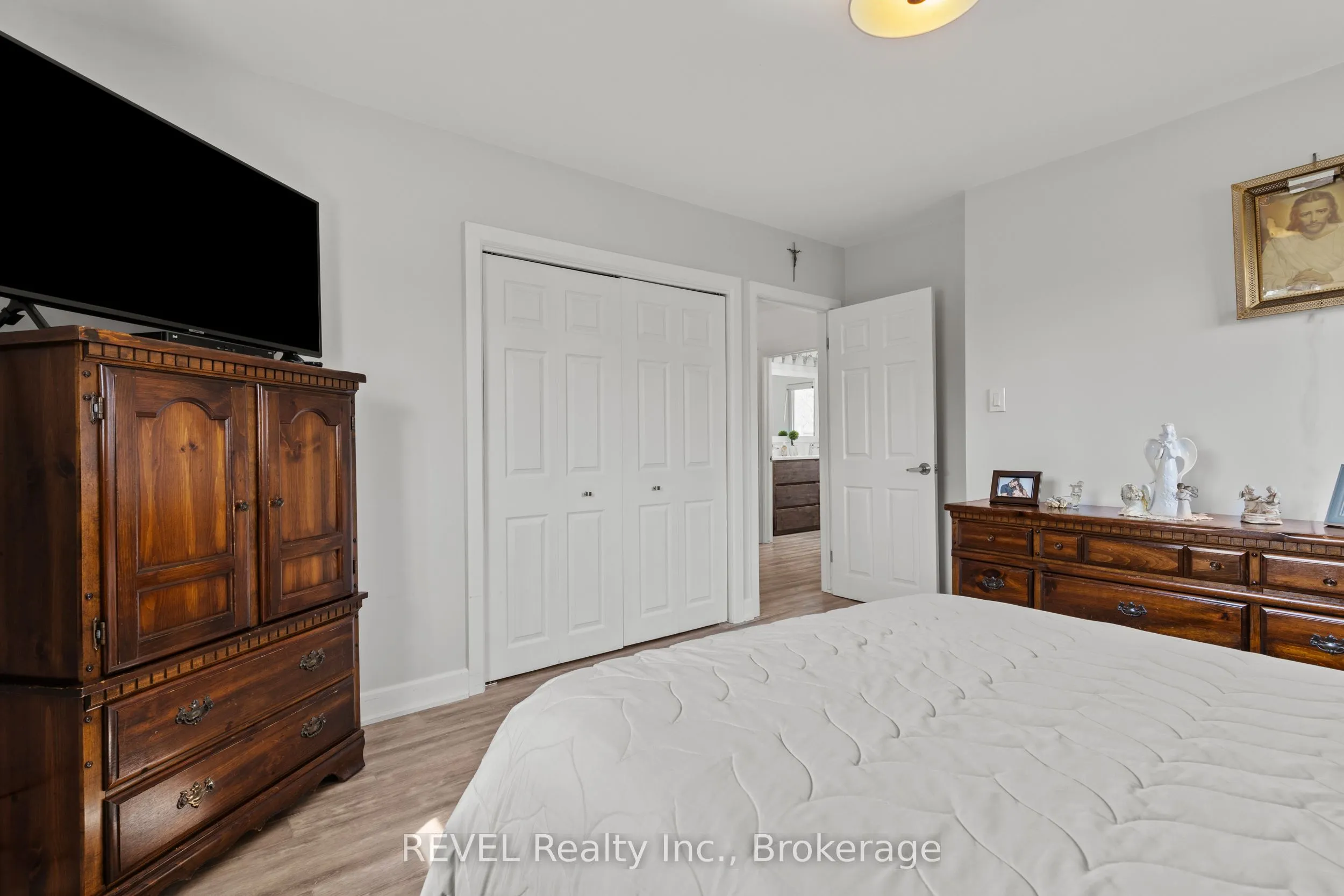 3290 SWITCH Road
