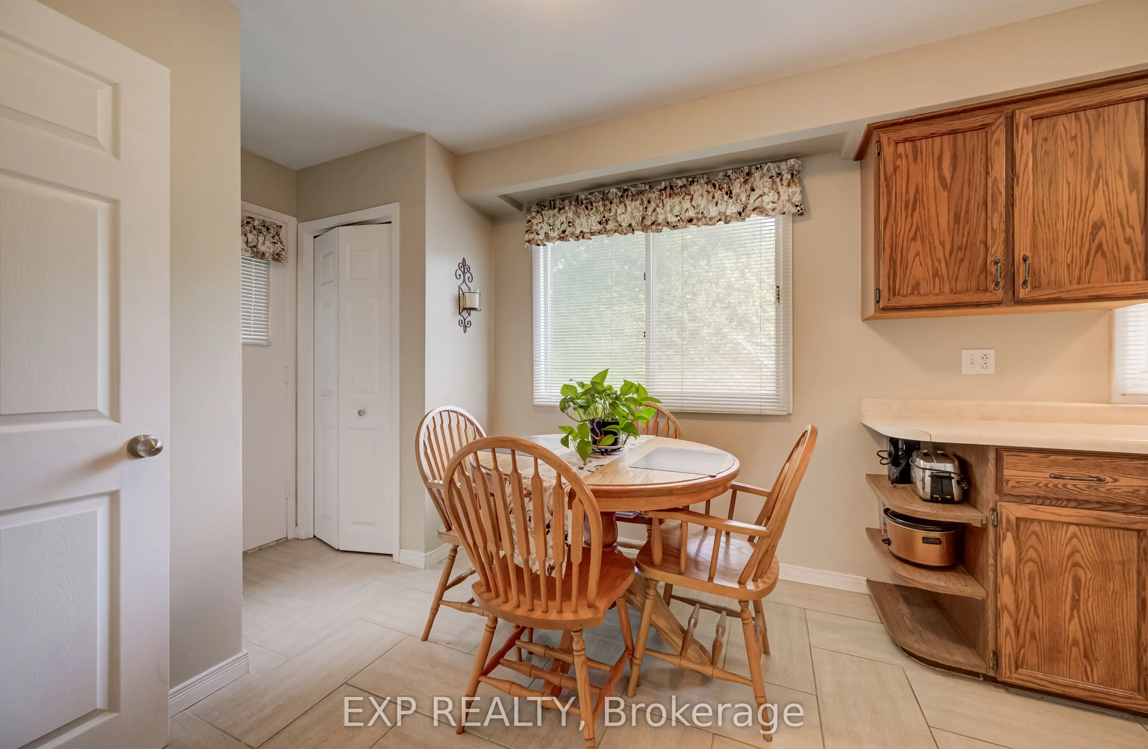 16 Bonnylyn Drive