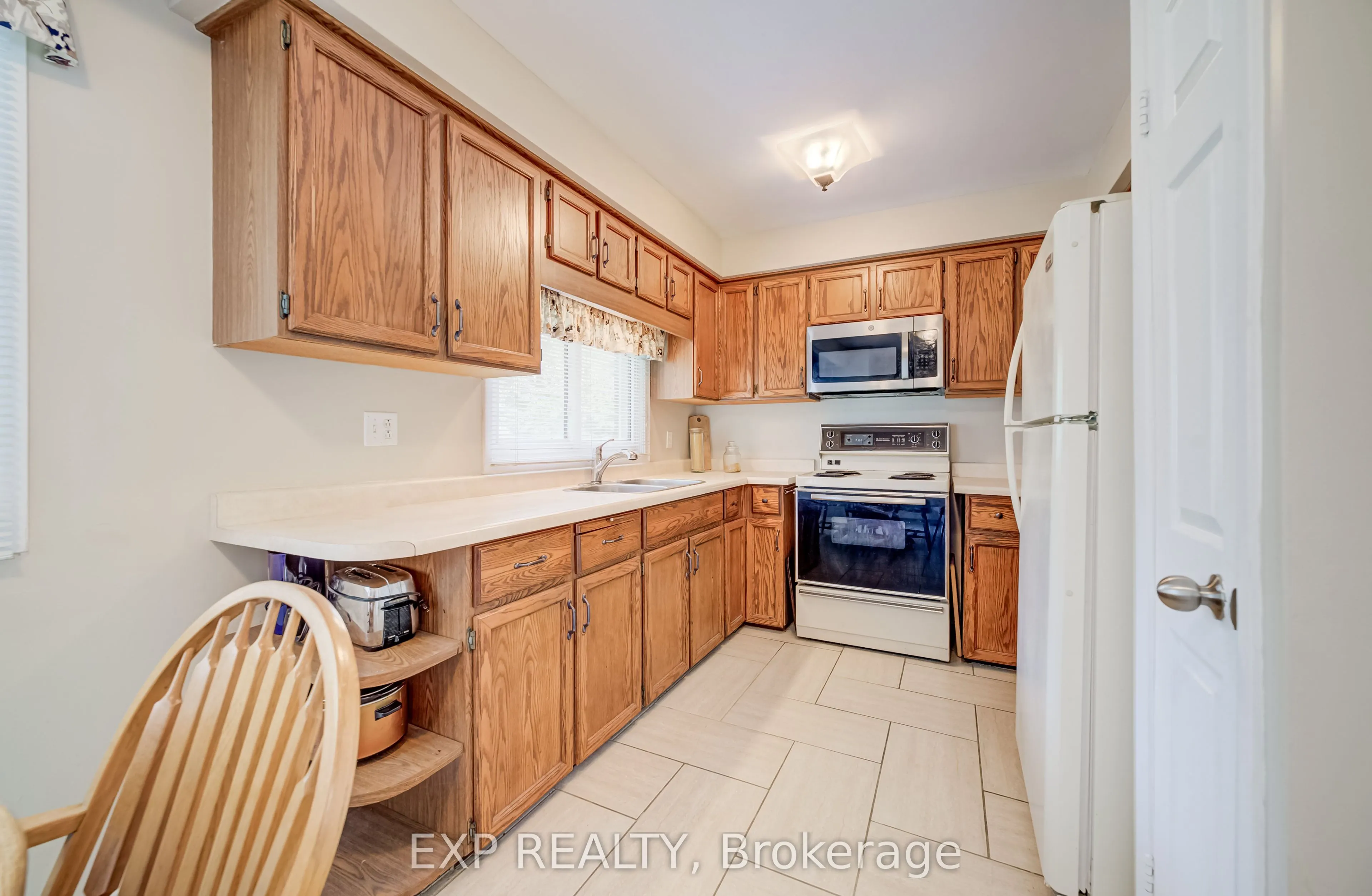 16 Bonnylyn Drive