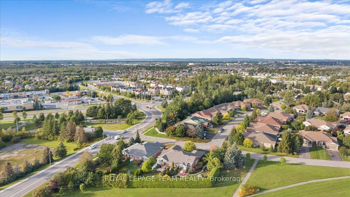 6 Amberlakes Drive