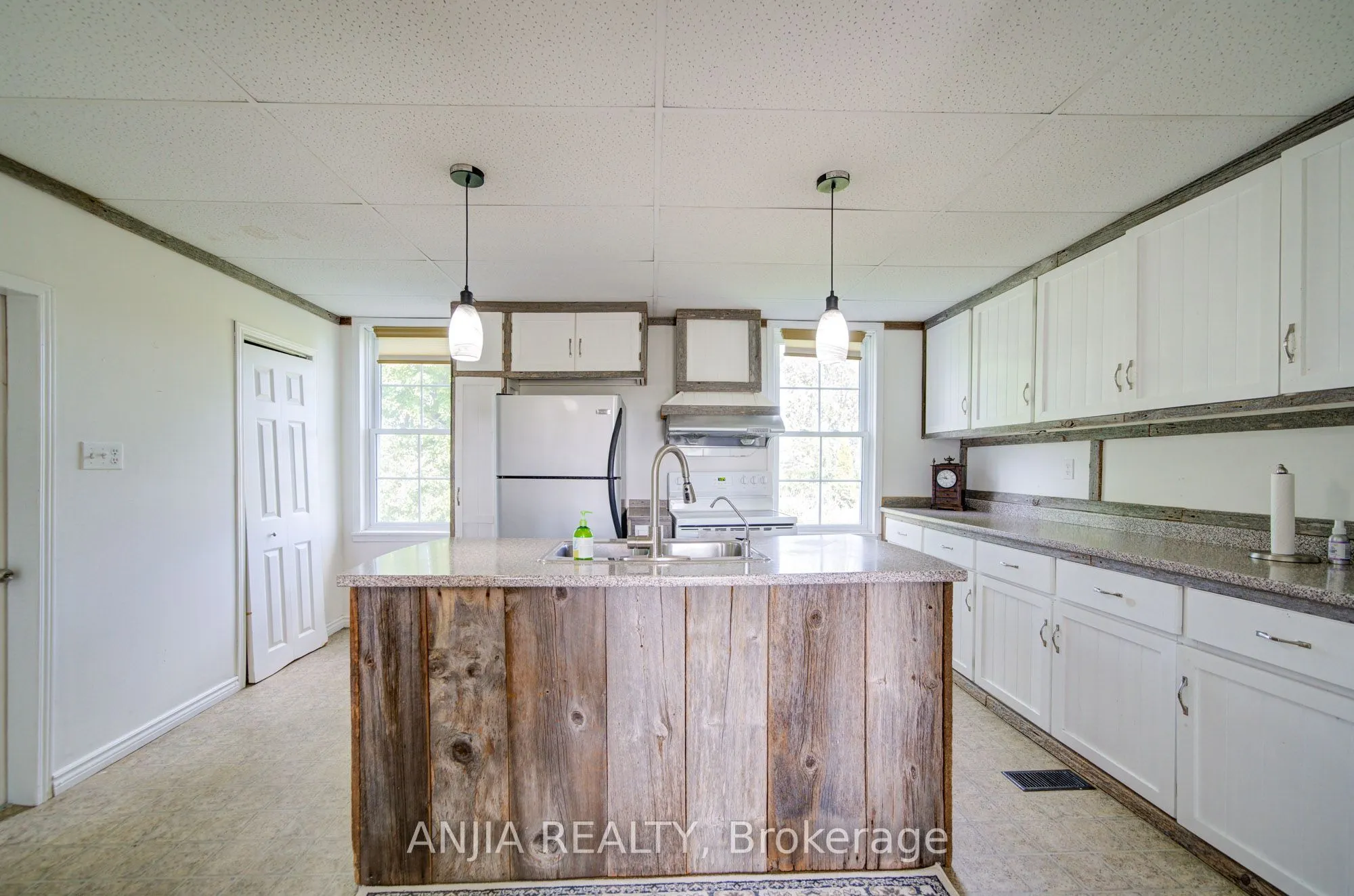 1290 Rosebush Road