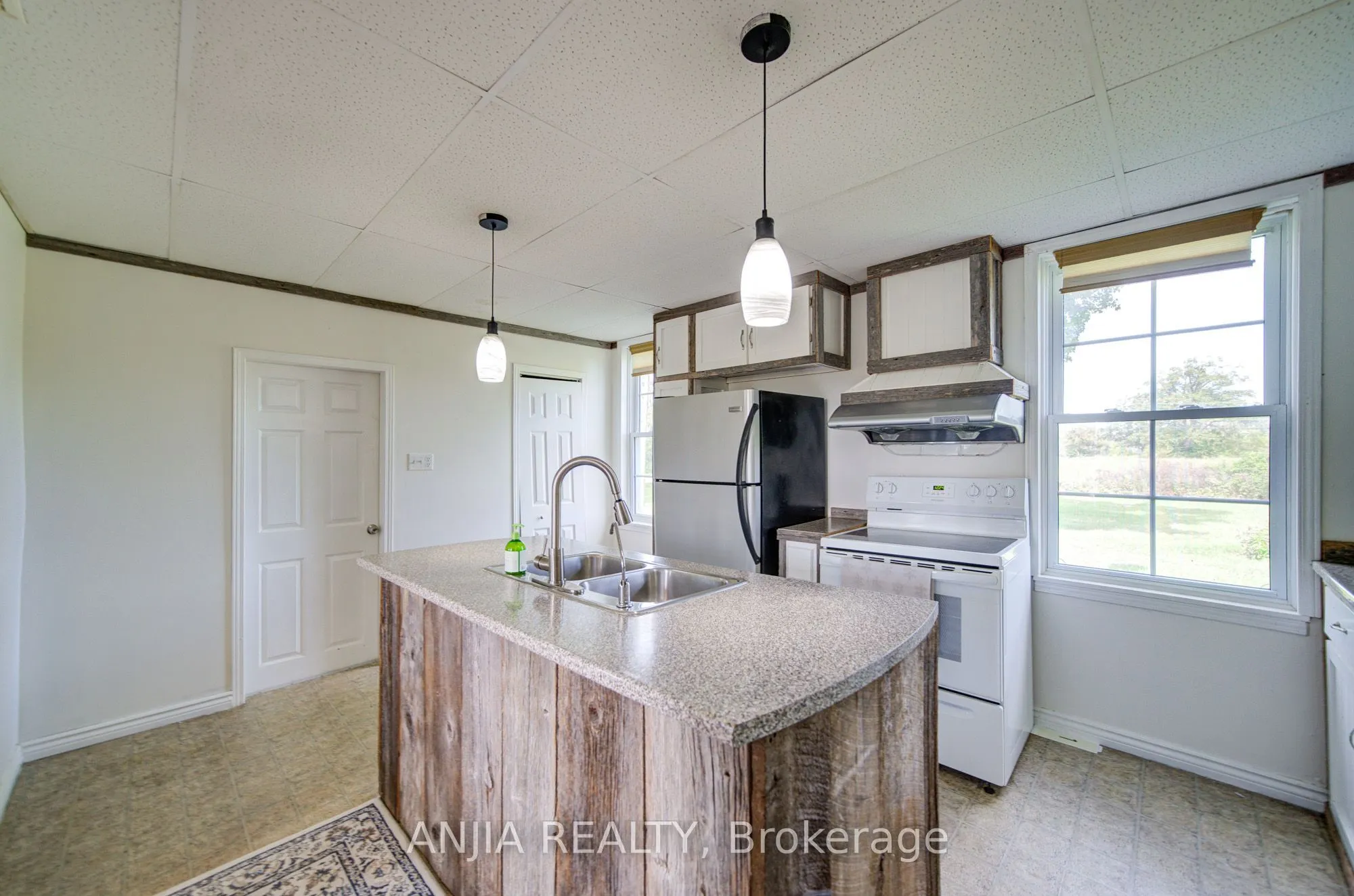 1290 Rosebush Road