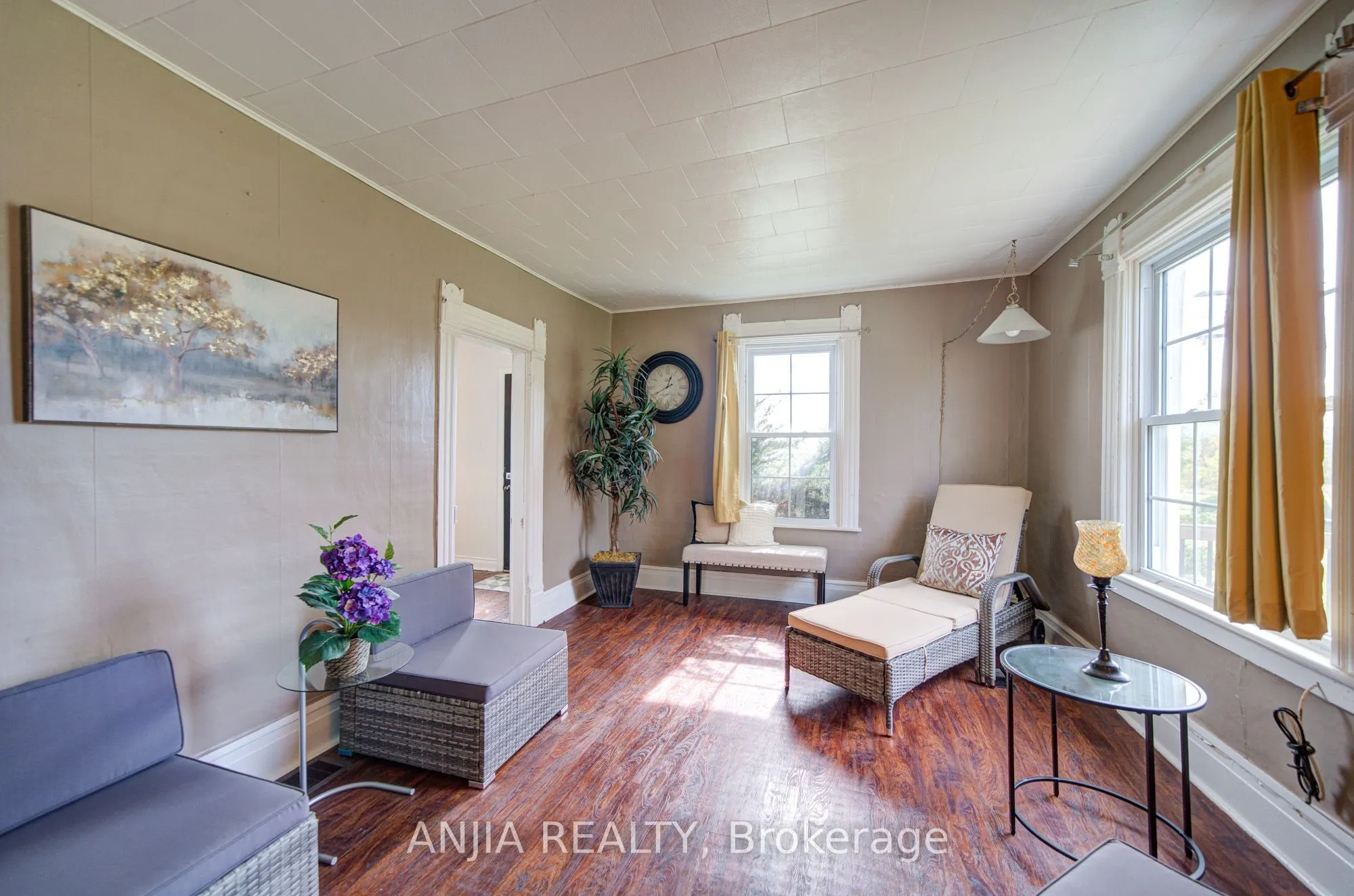 1290 Rosebush Road