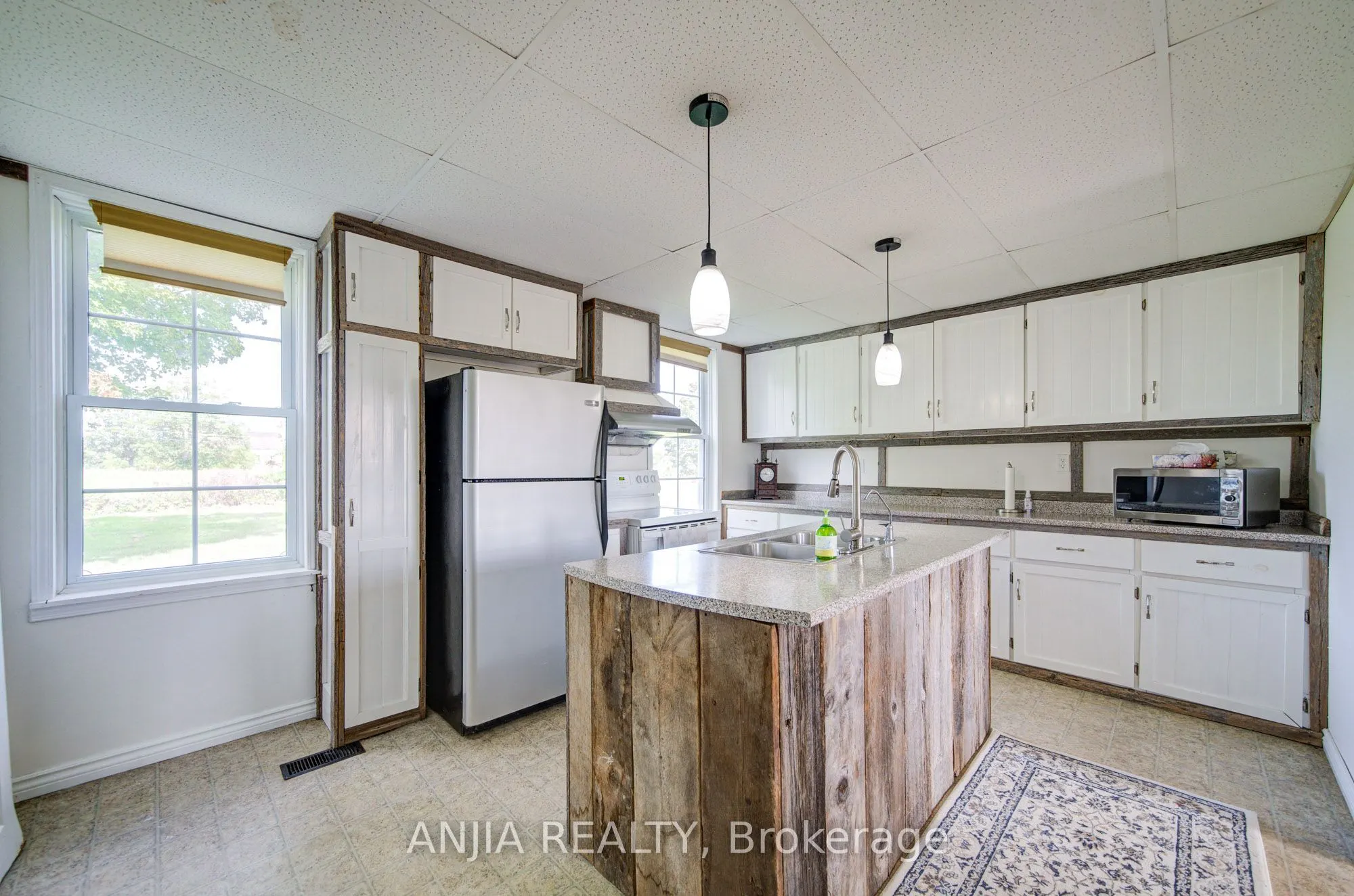 1290 Rosebush Road