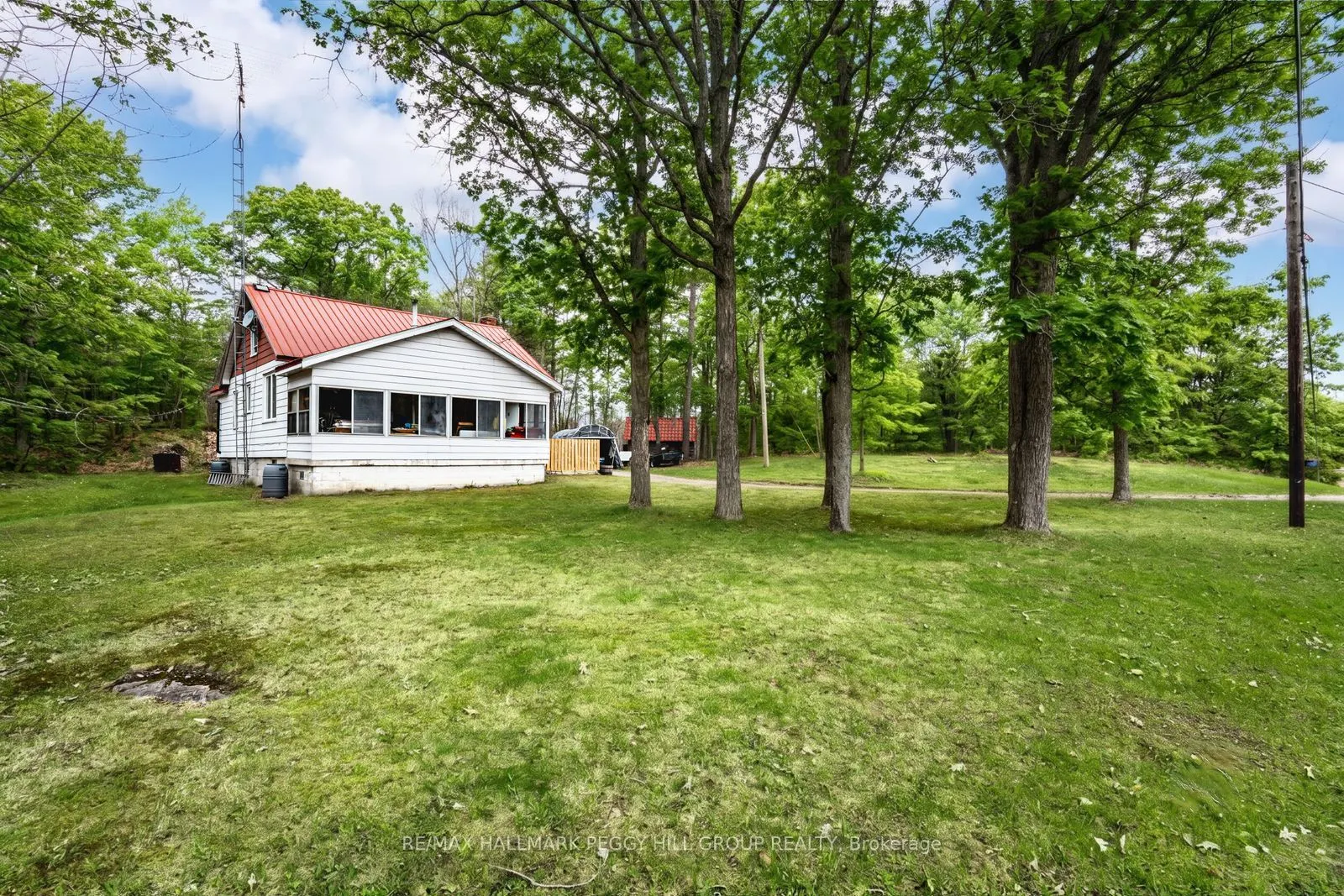 1301 Honey Harbour Road