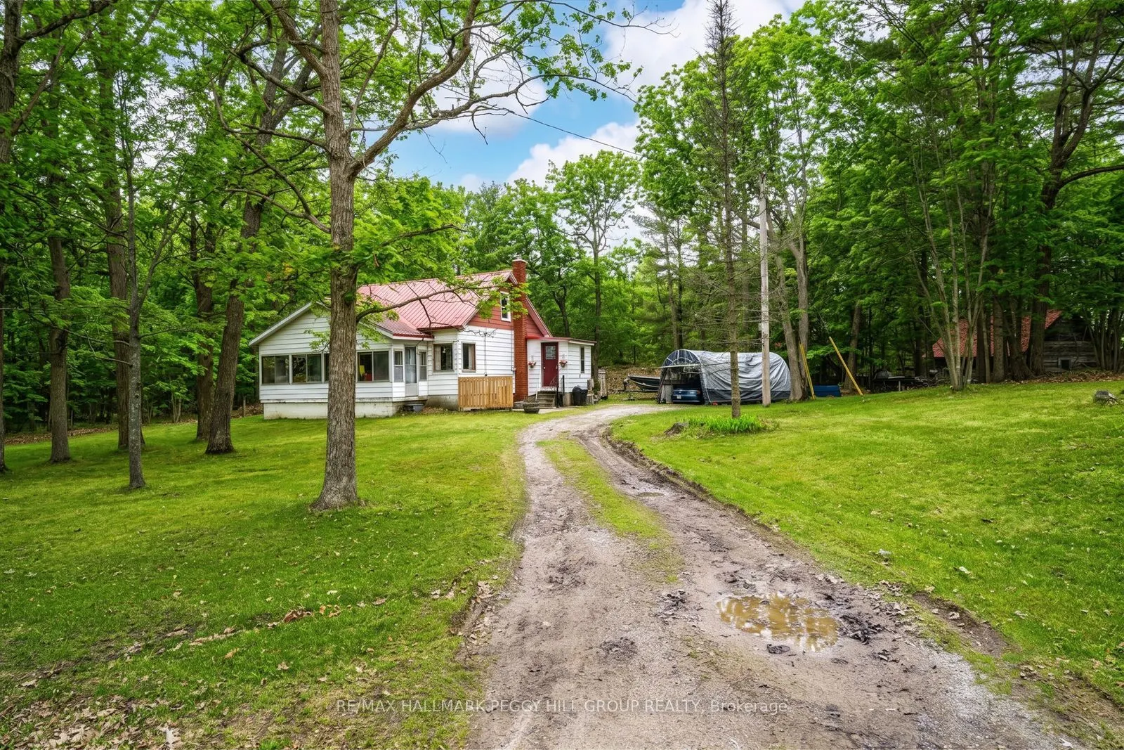 1301 Honey Harbour Road