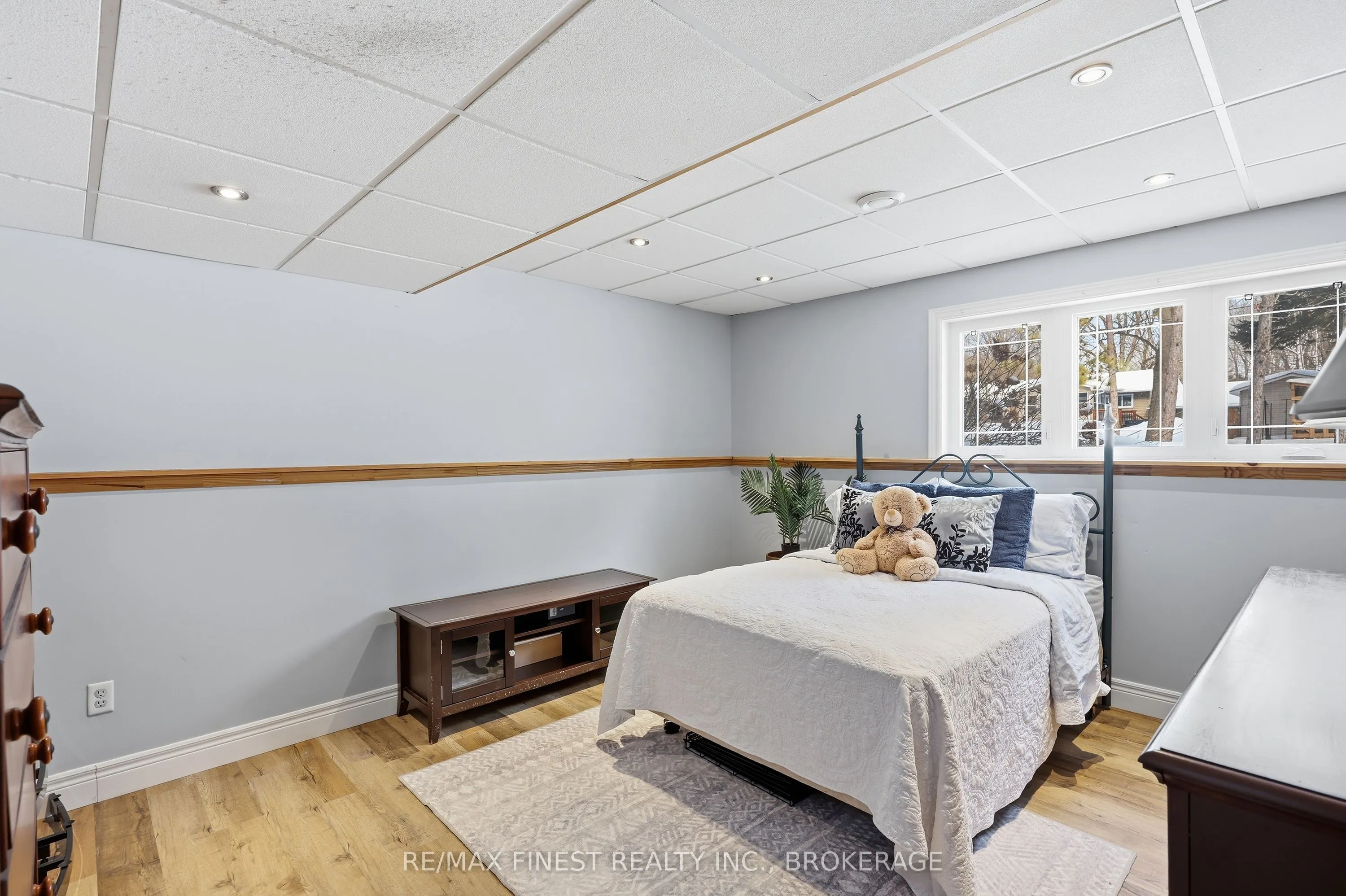 2518 Rideau Ferry Road