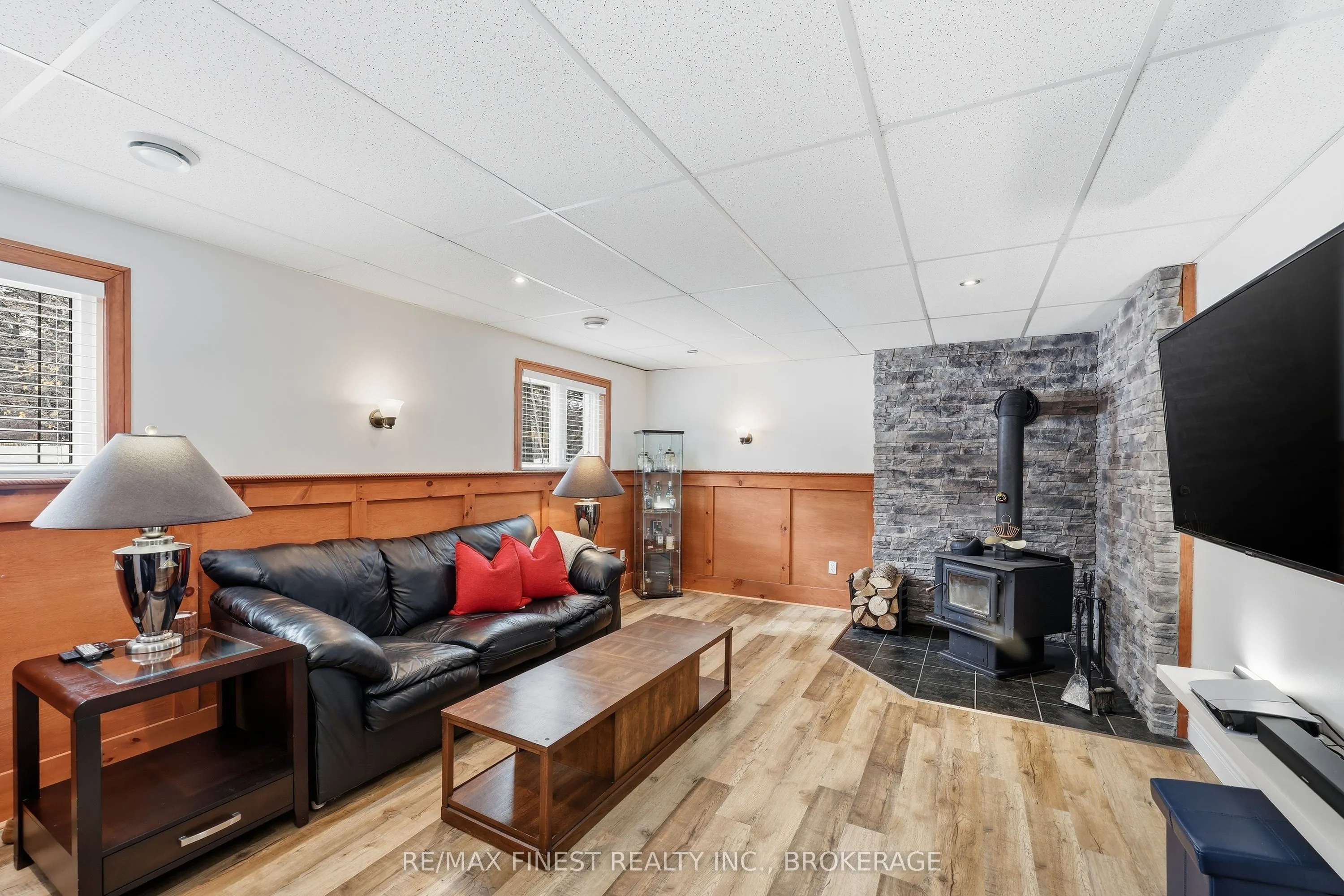 2518 Rideau Ferry Road