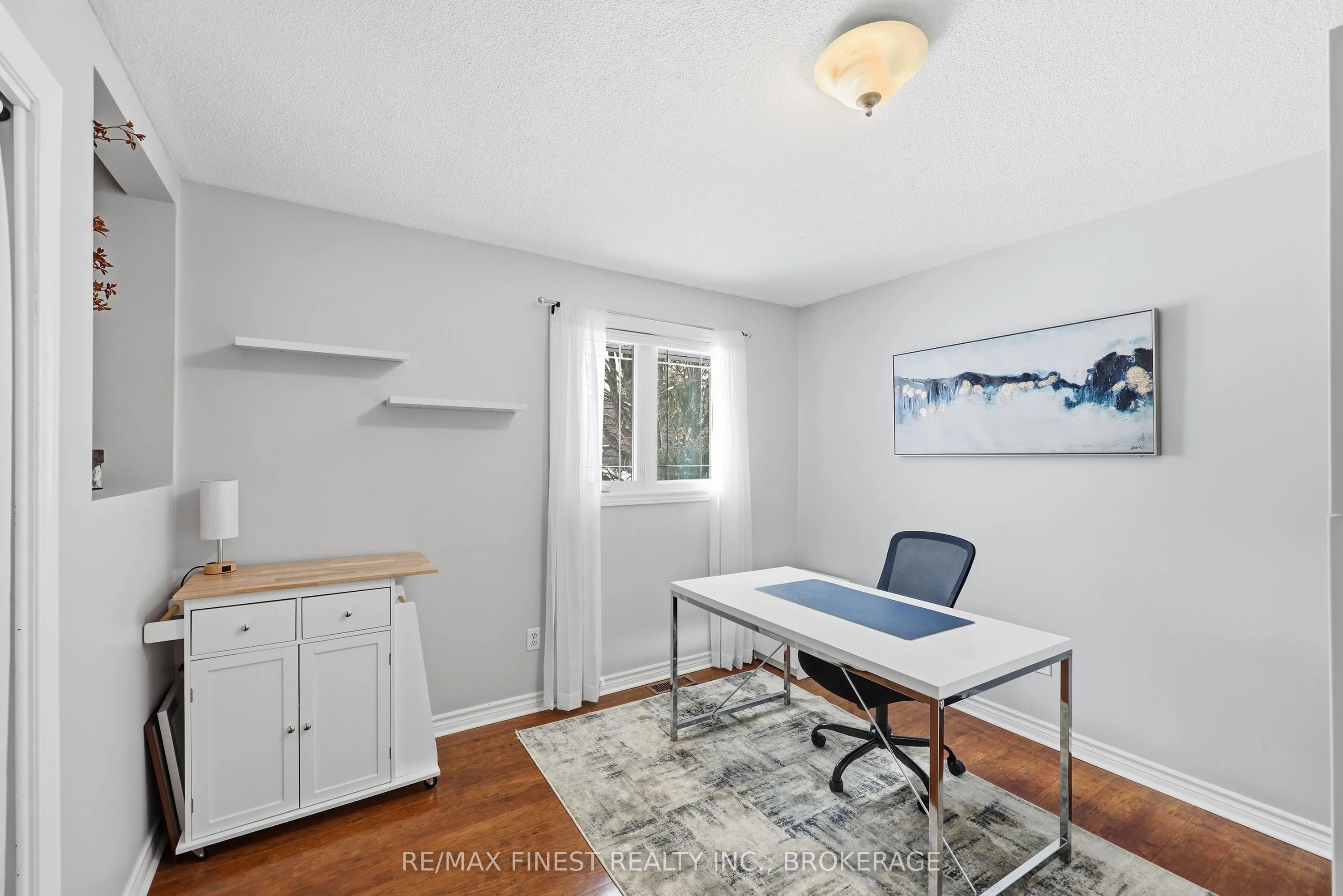 2518 Rideau Ferry Road