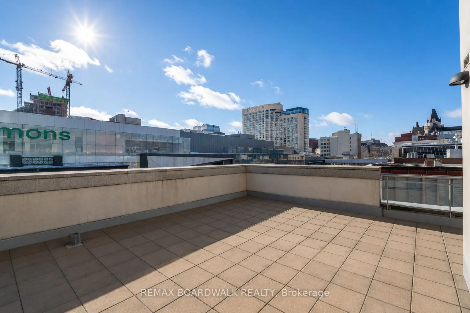 90 George Street #401