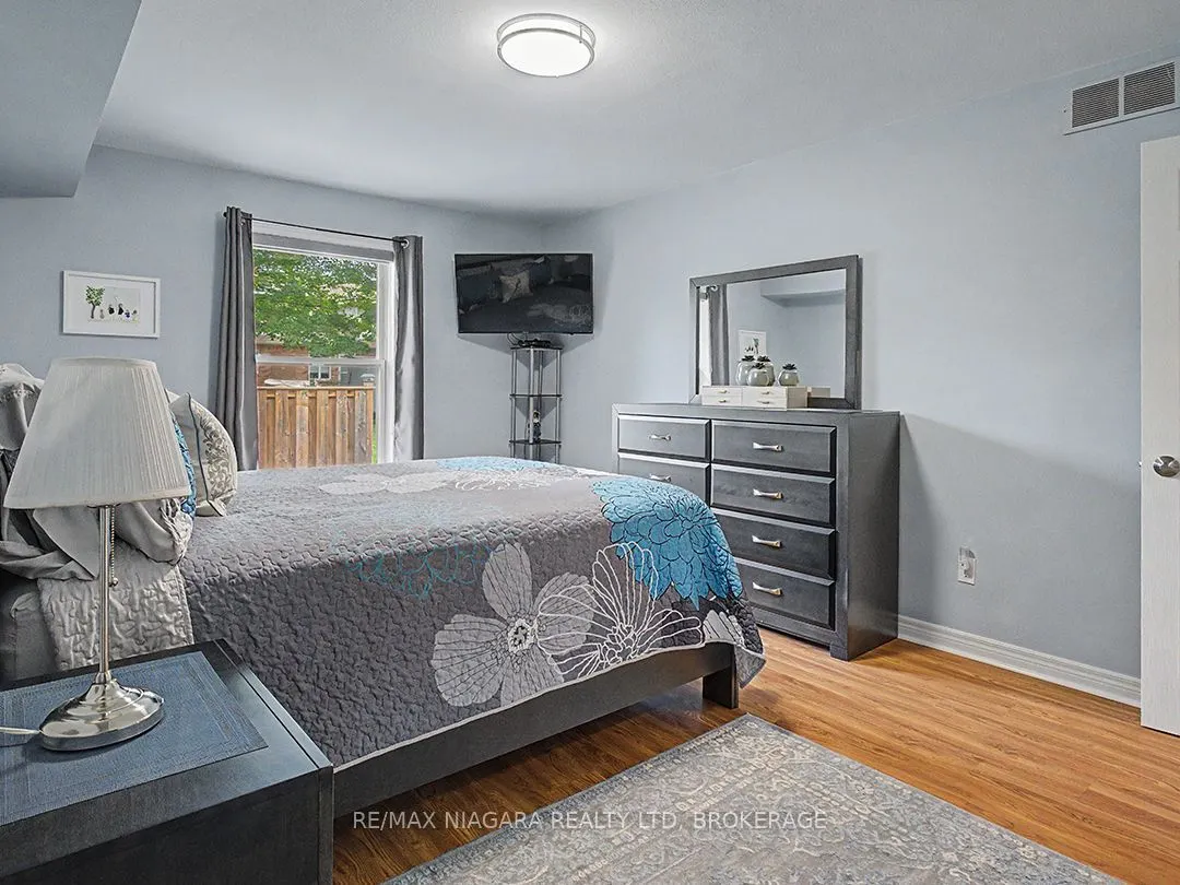 319 Elgin Street