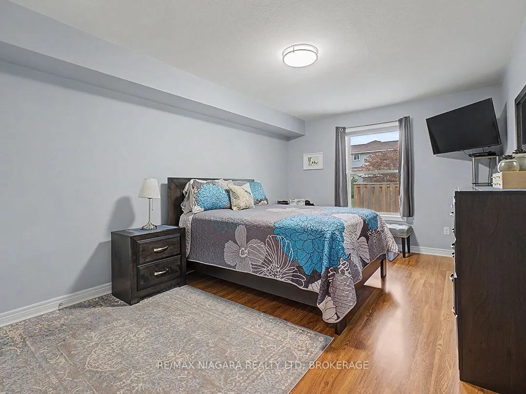 319 Elgin Street