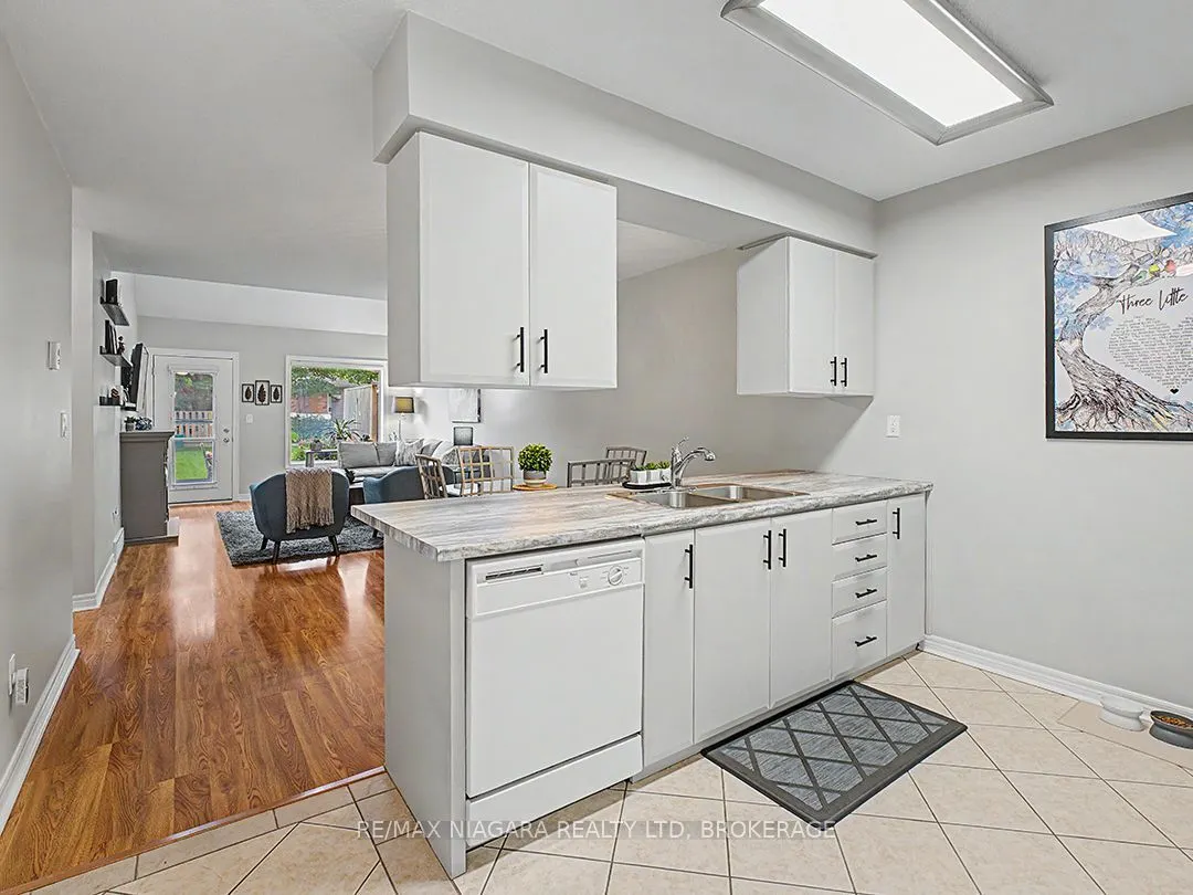 319 Elgin Street