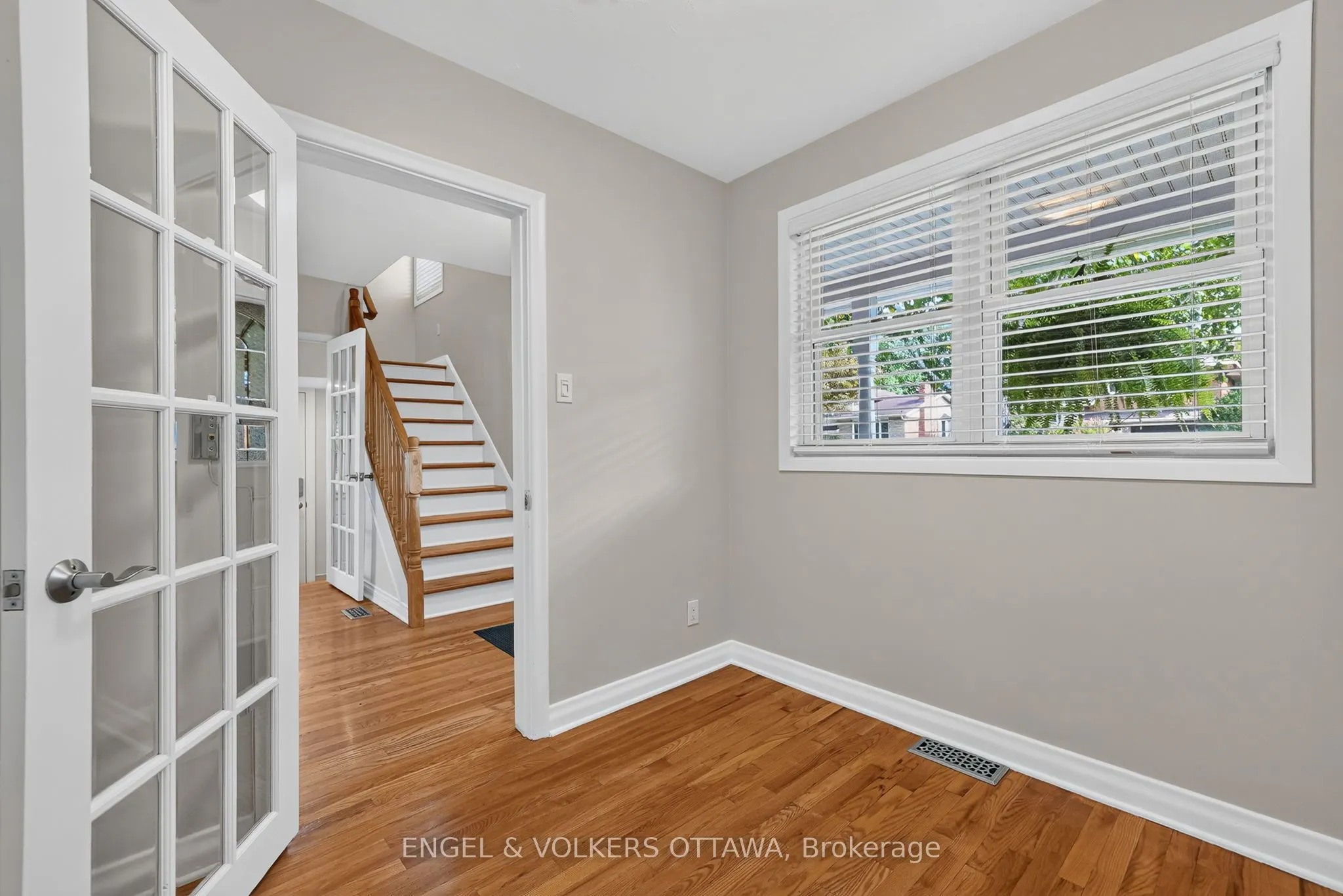 916 Iroquois Road