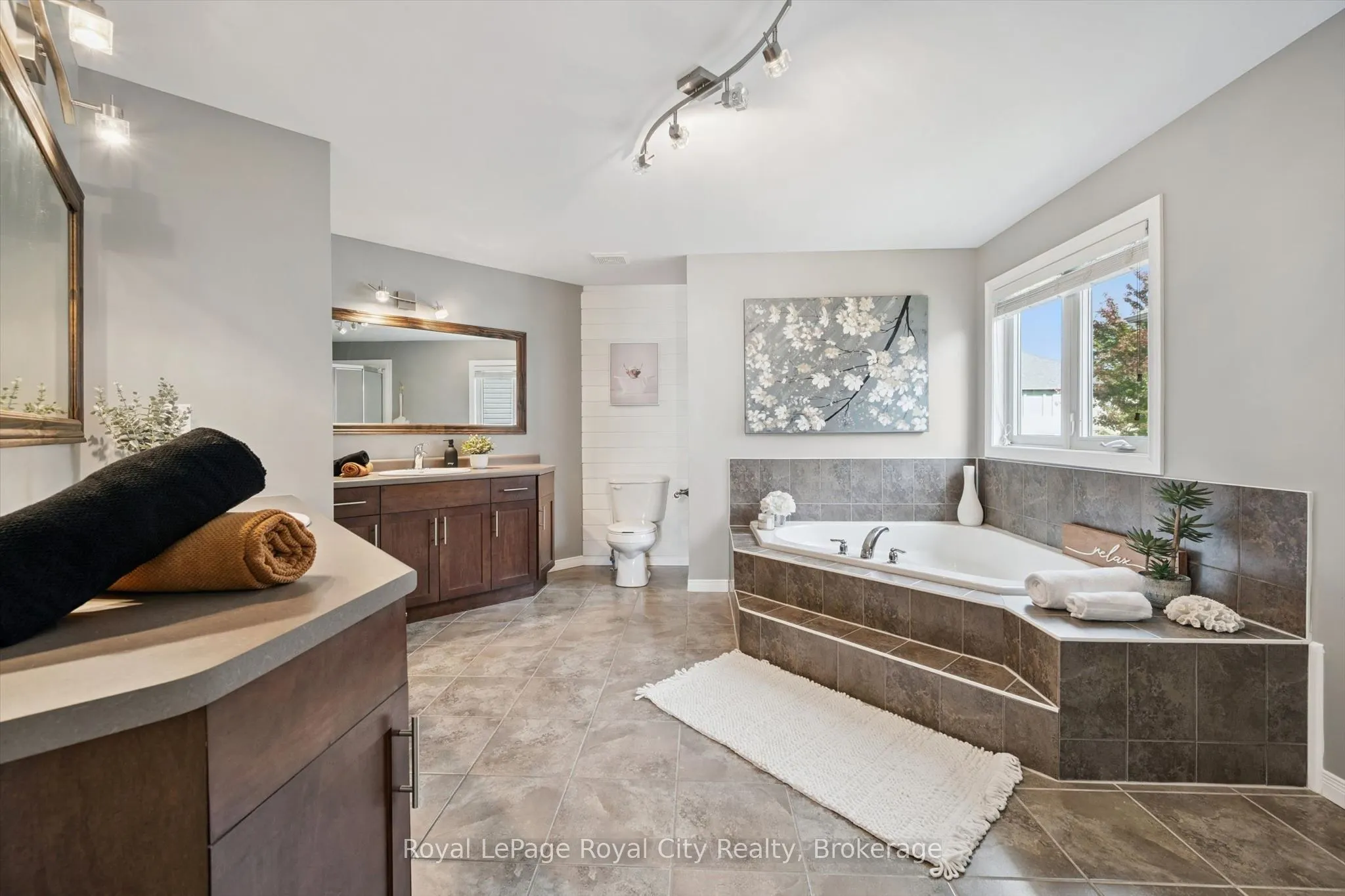 138 Flanders Road