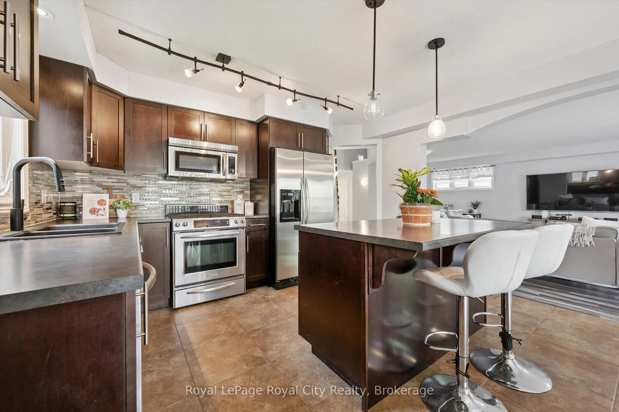 138 Flanders Road