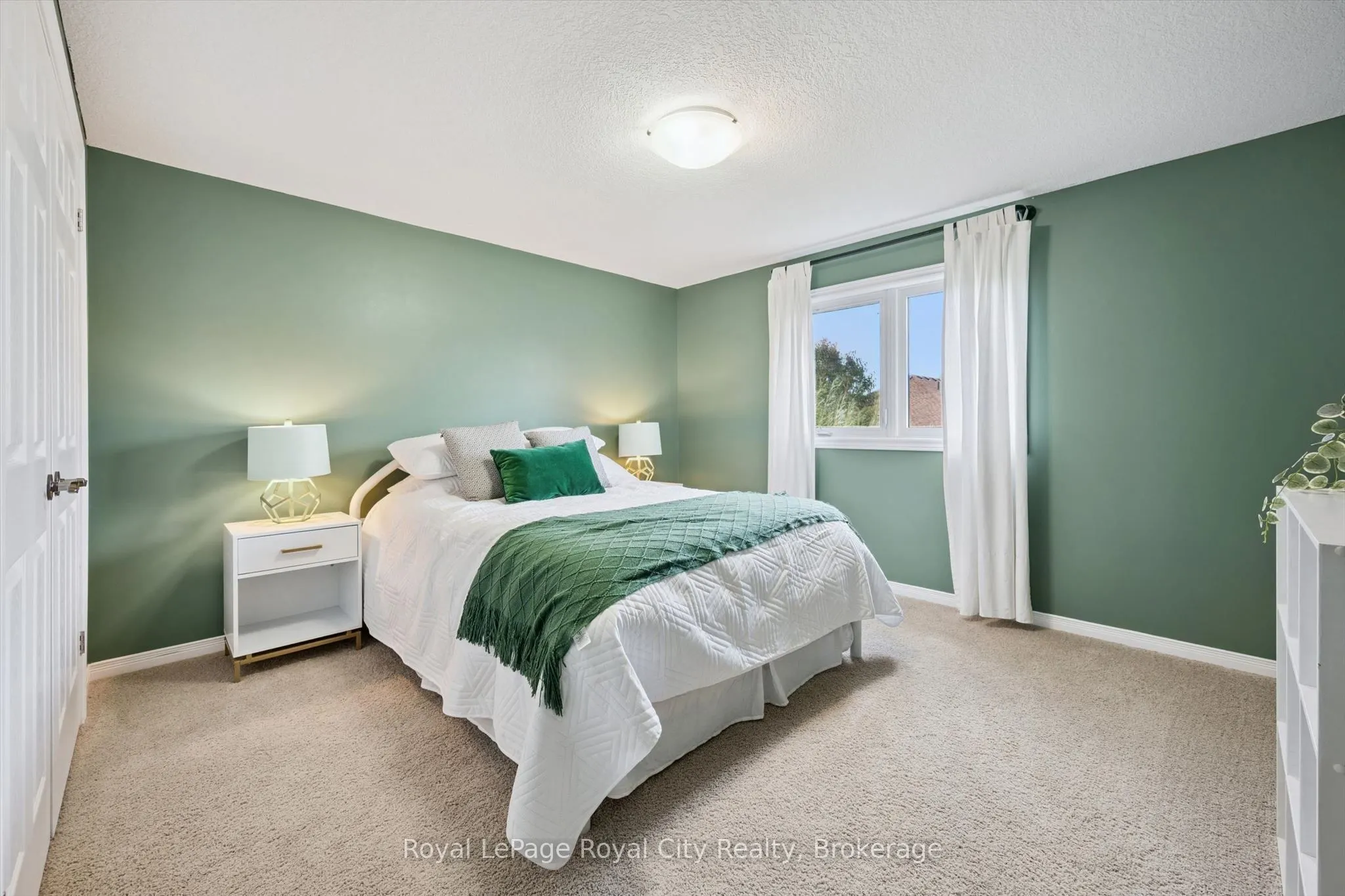 138 Flanders Road