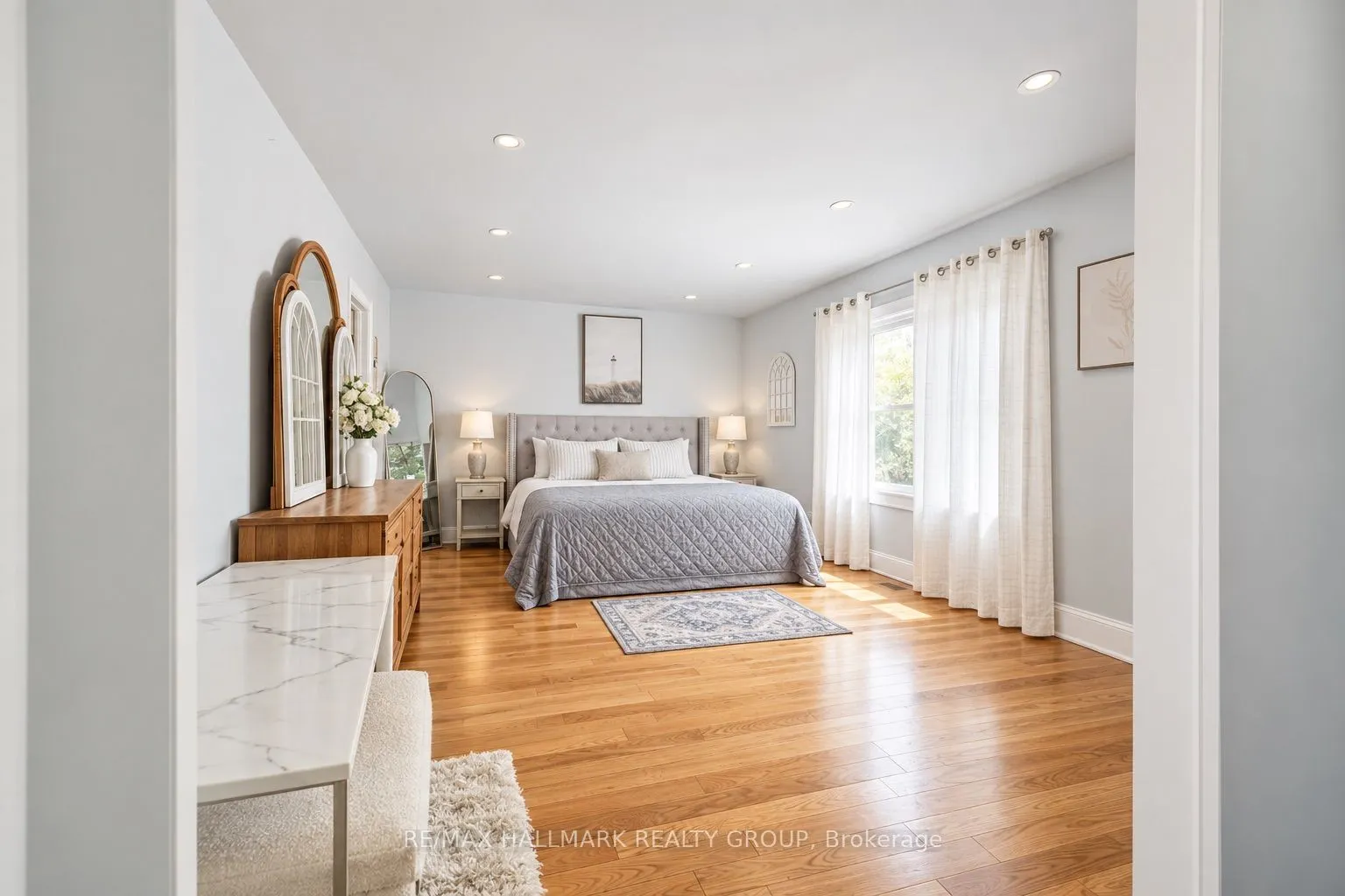 7099 Marco Street