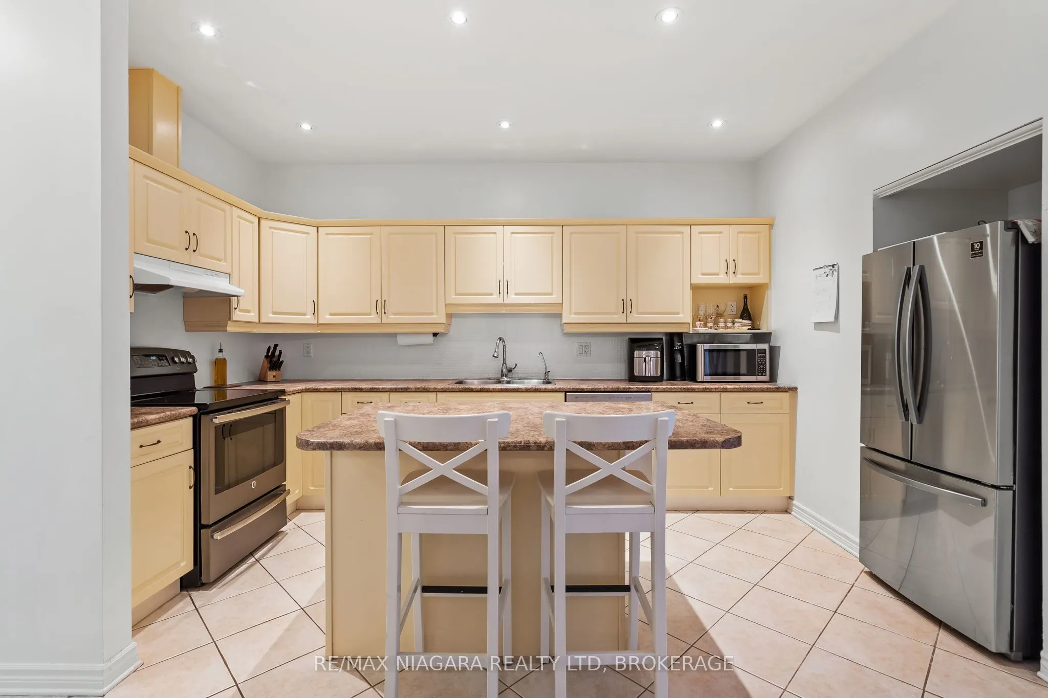 1448 Niagara Stone Road #17
