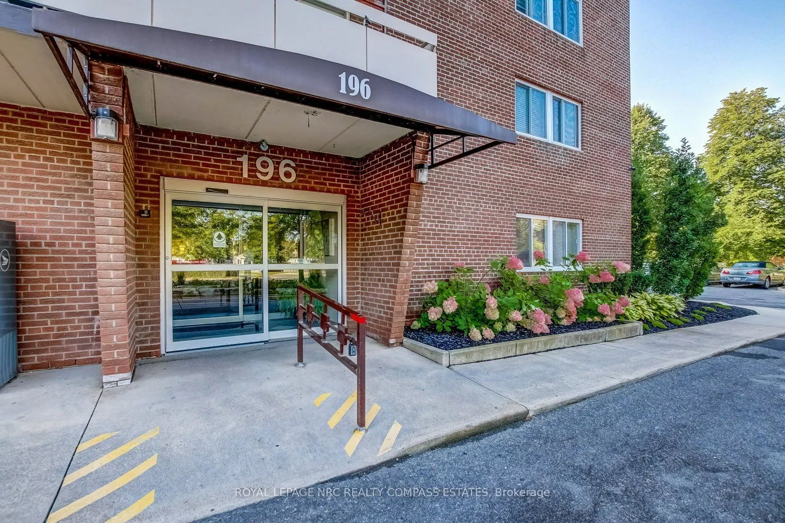 196 Scott Street #321