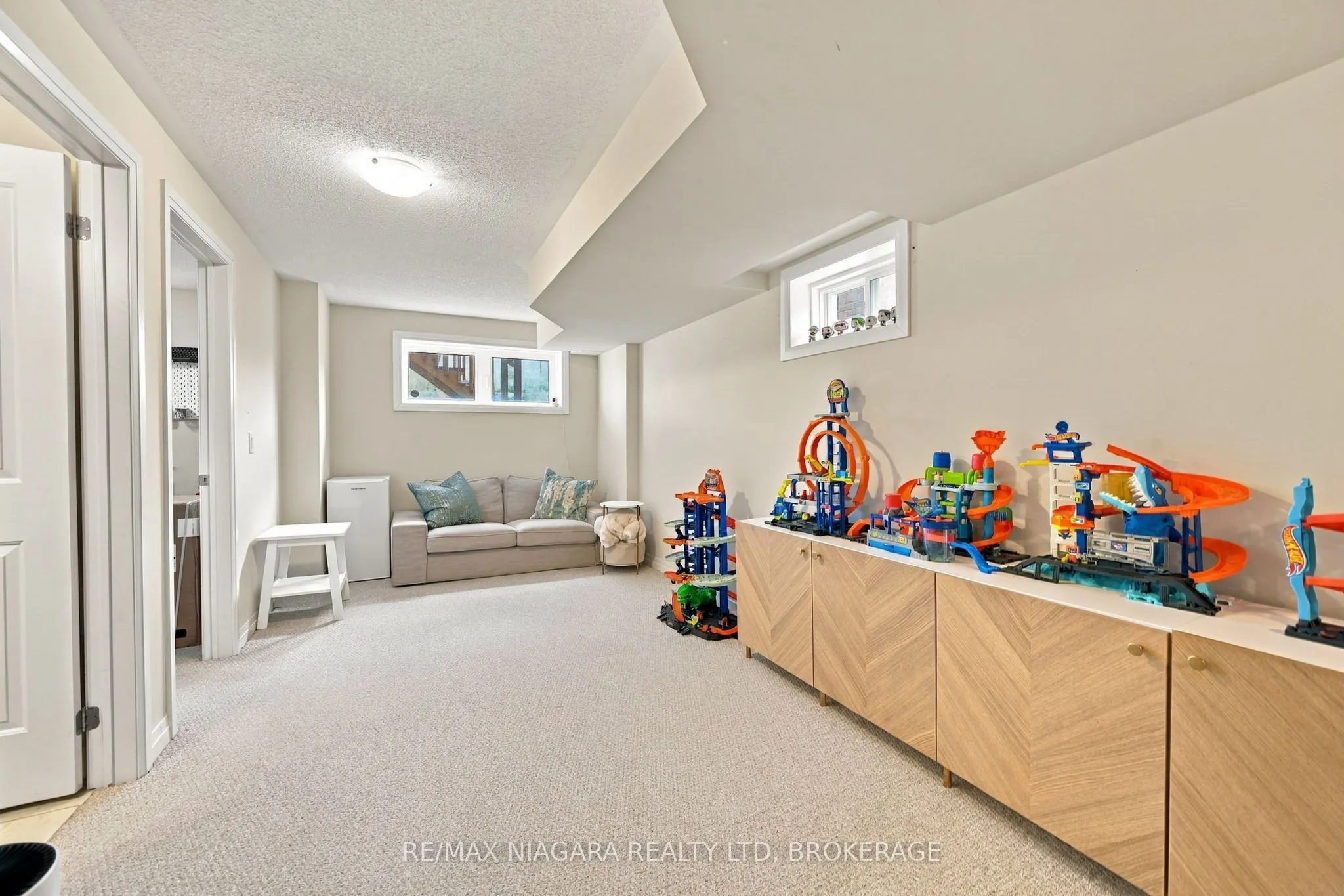 4032 Fracchioni Drive