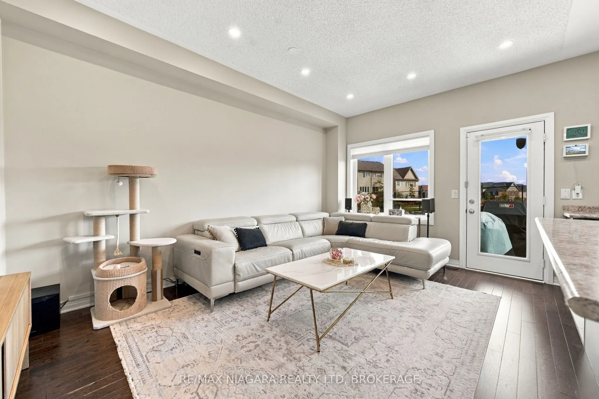 4032 Fracchioni Drive