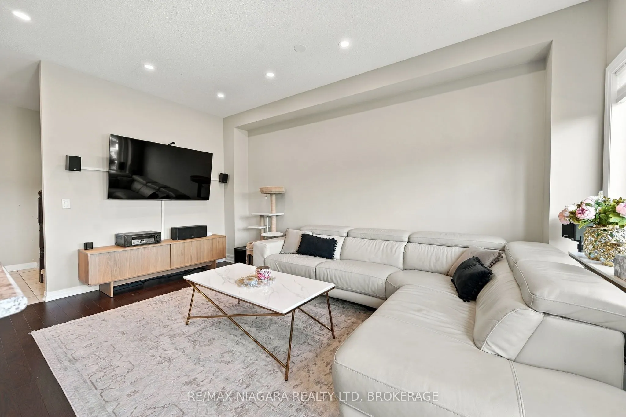 4032 Fracchioni Drive