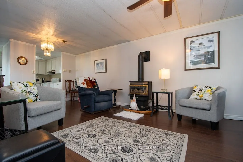 6 Bayview Drive
