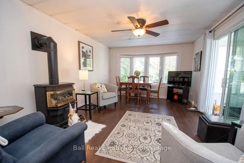 6 Bayview Drive