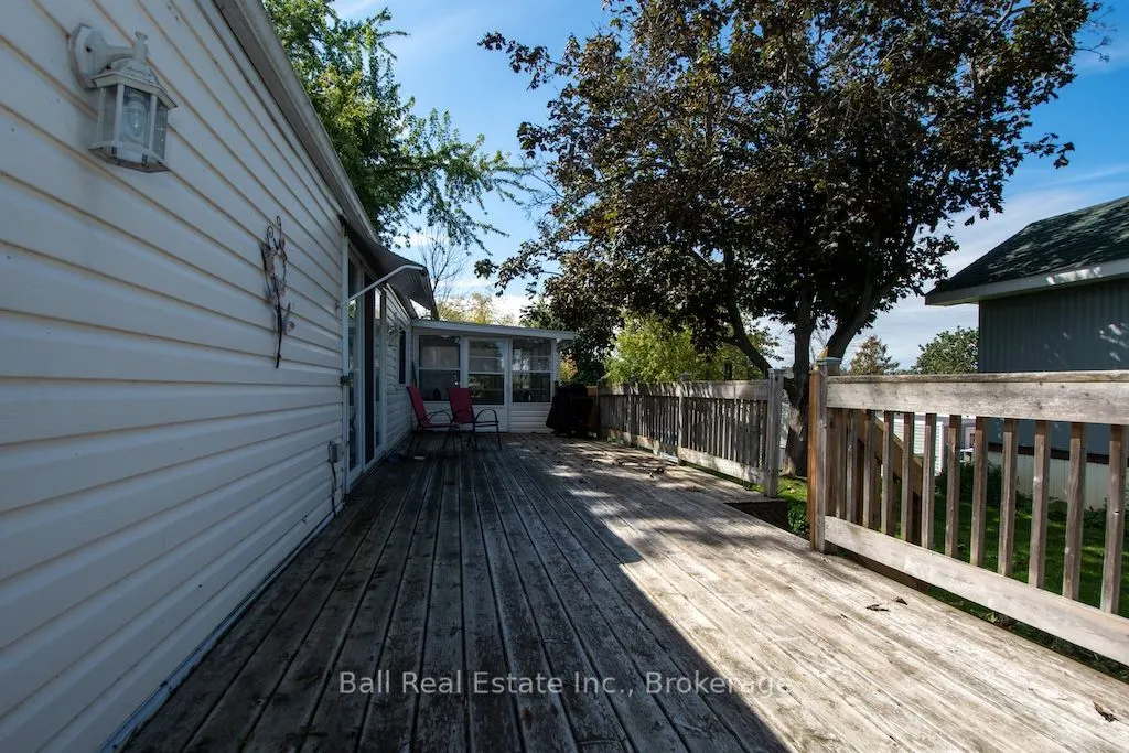 6 Bayview Drive
