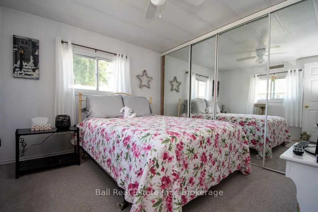 6 Bayview Drive